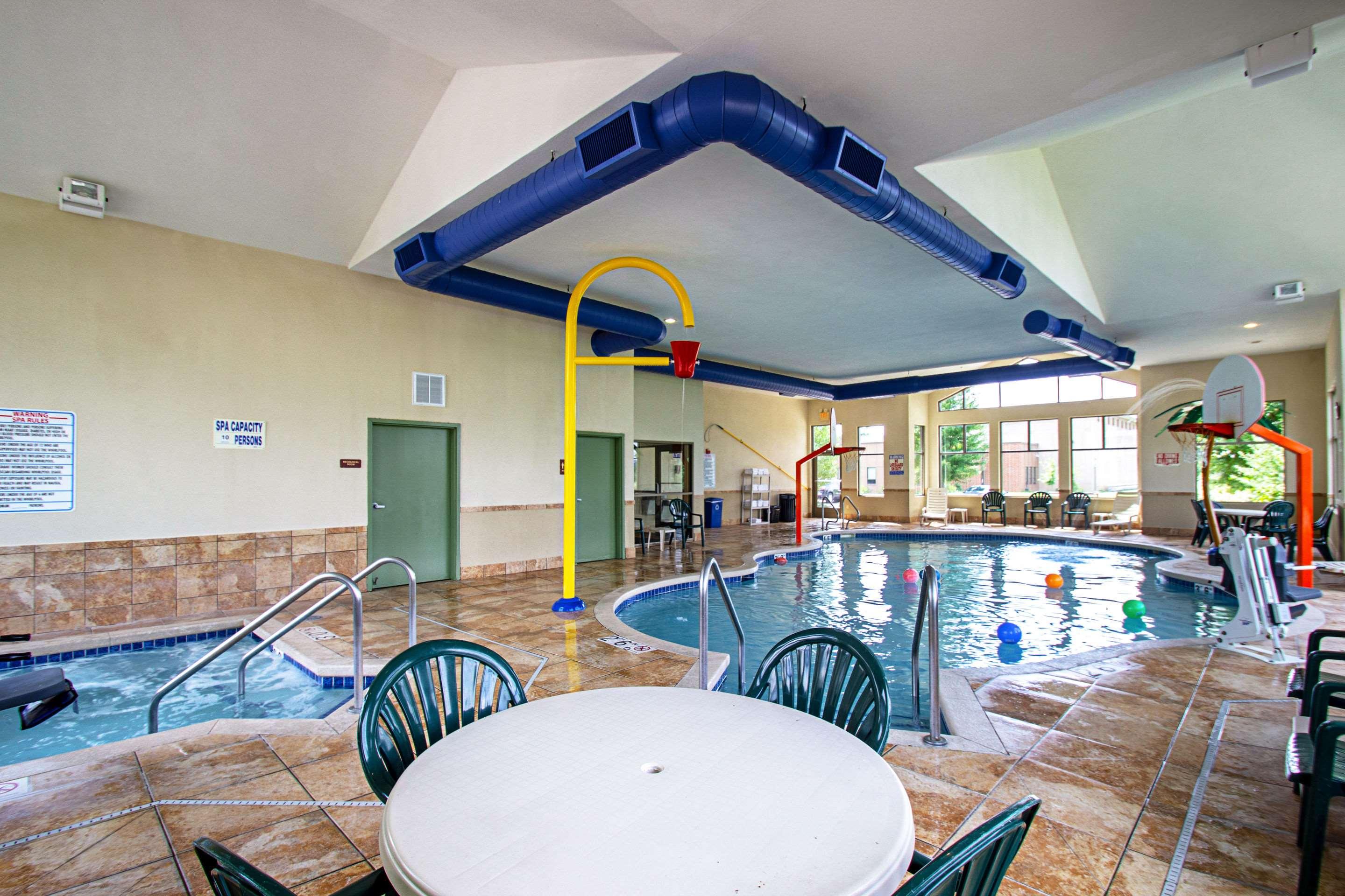 MainStay Suites — photo 4