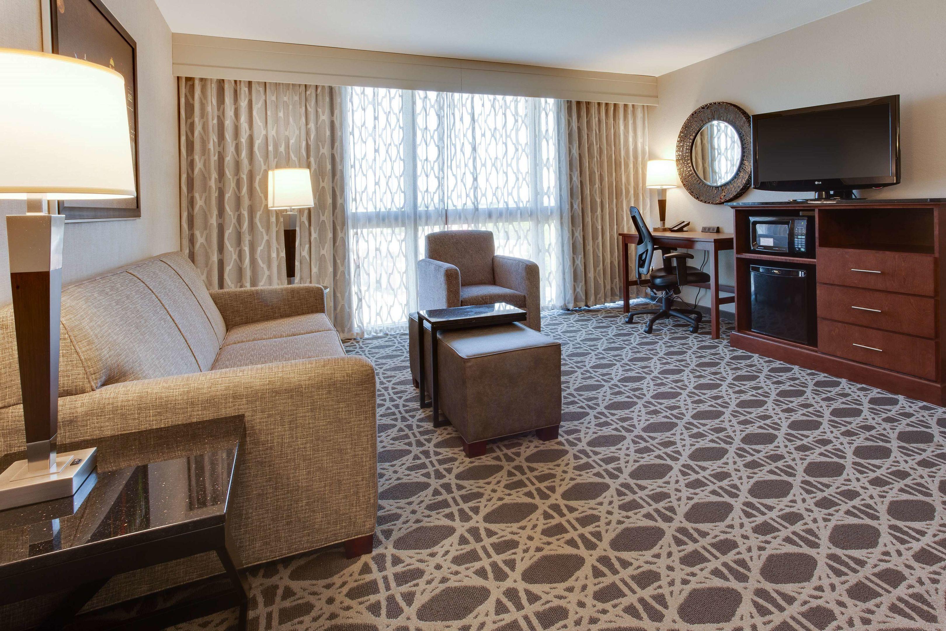 Drury Inn & Suites Louisville — photo 5