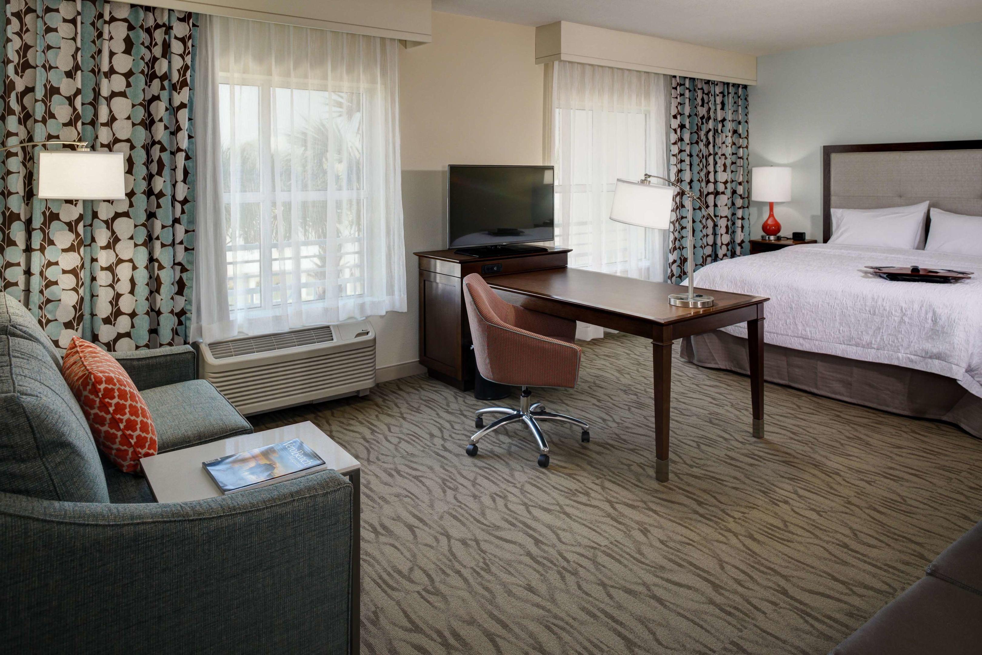 Hampton Inn & Suites Vero Beach Downtown — photo 4