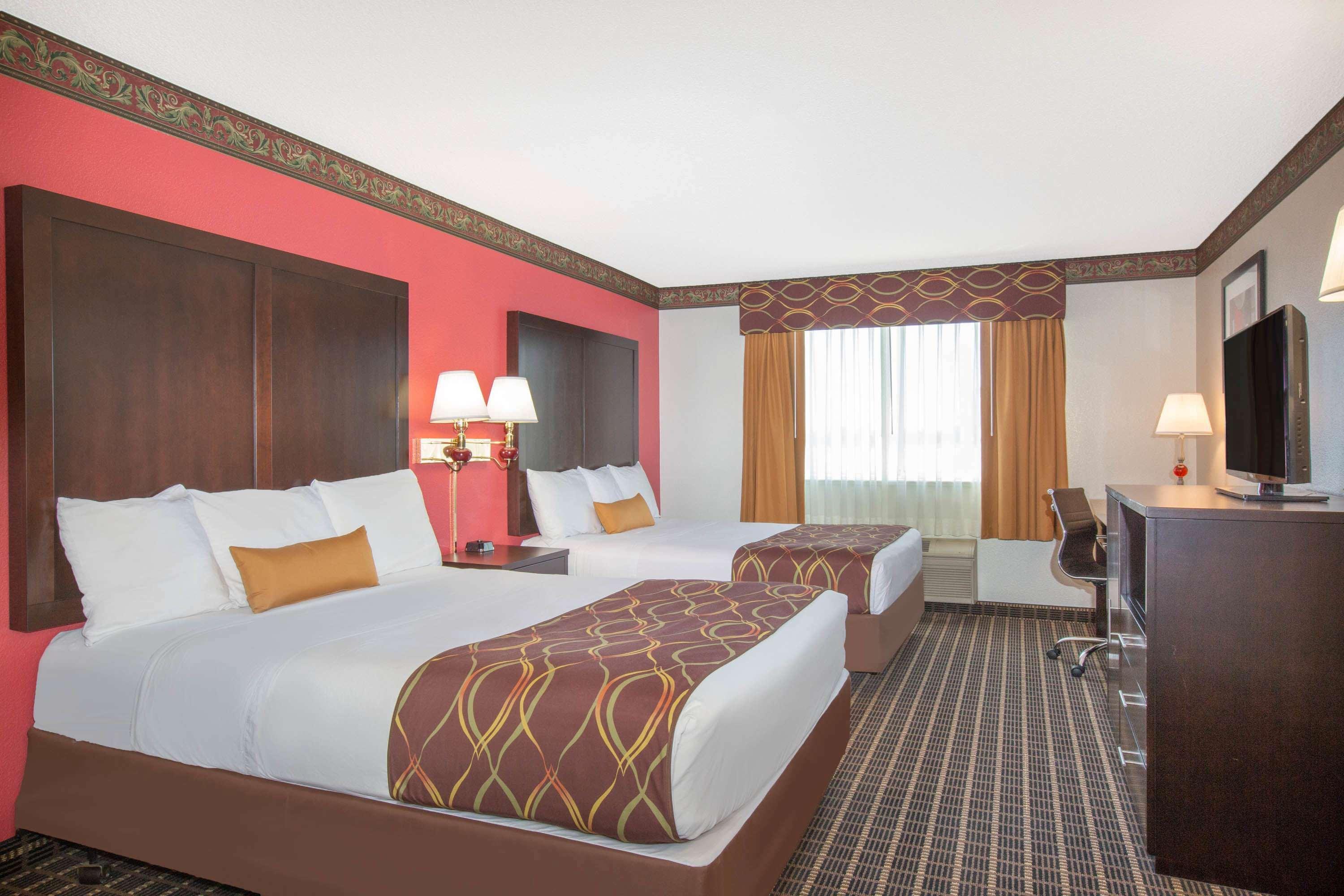 Ramada Limited Redding — photo 5