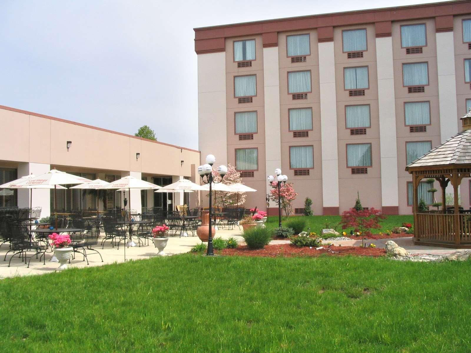 Radisson Hotel Piscataway-Somerset — photo 3