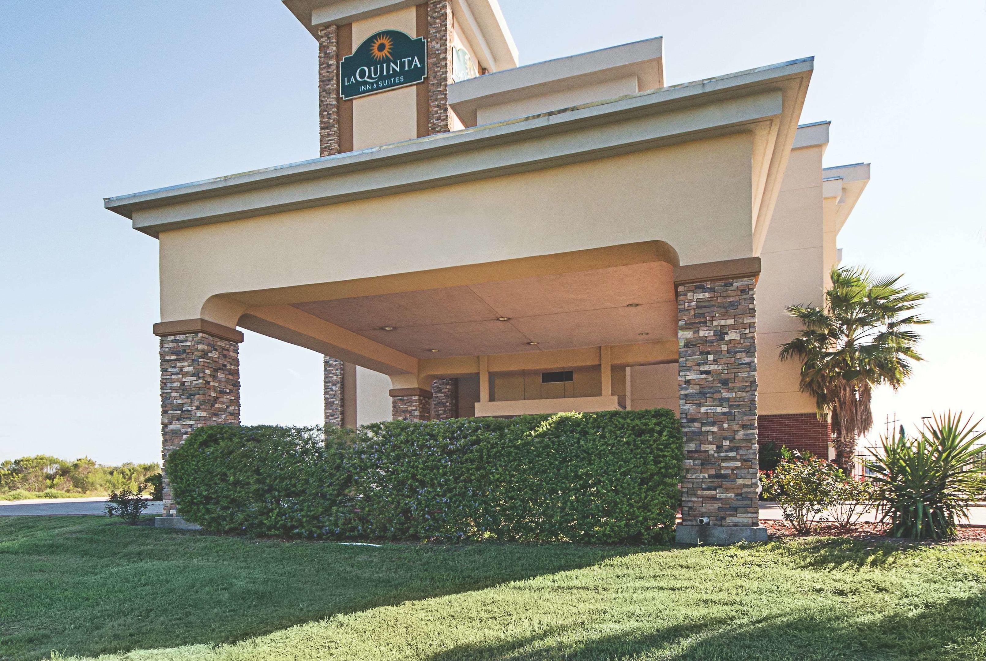 La Quinta Inn & Suites Mathis — photo 5