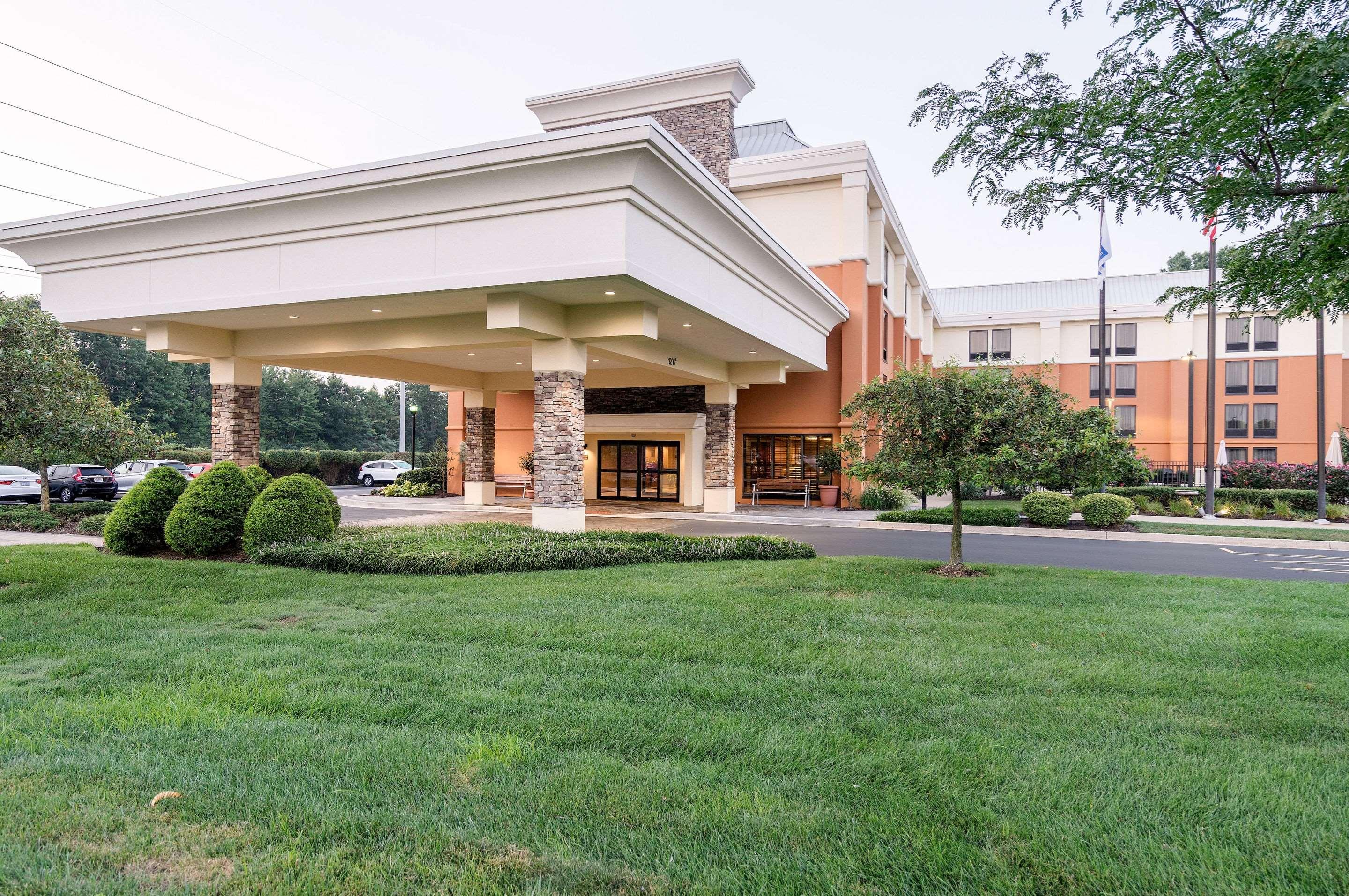 Comfort Inn & Suites — photo 3