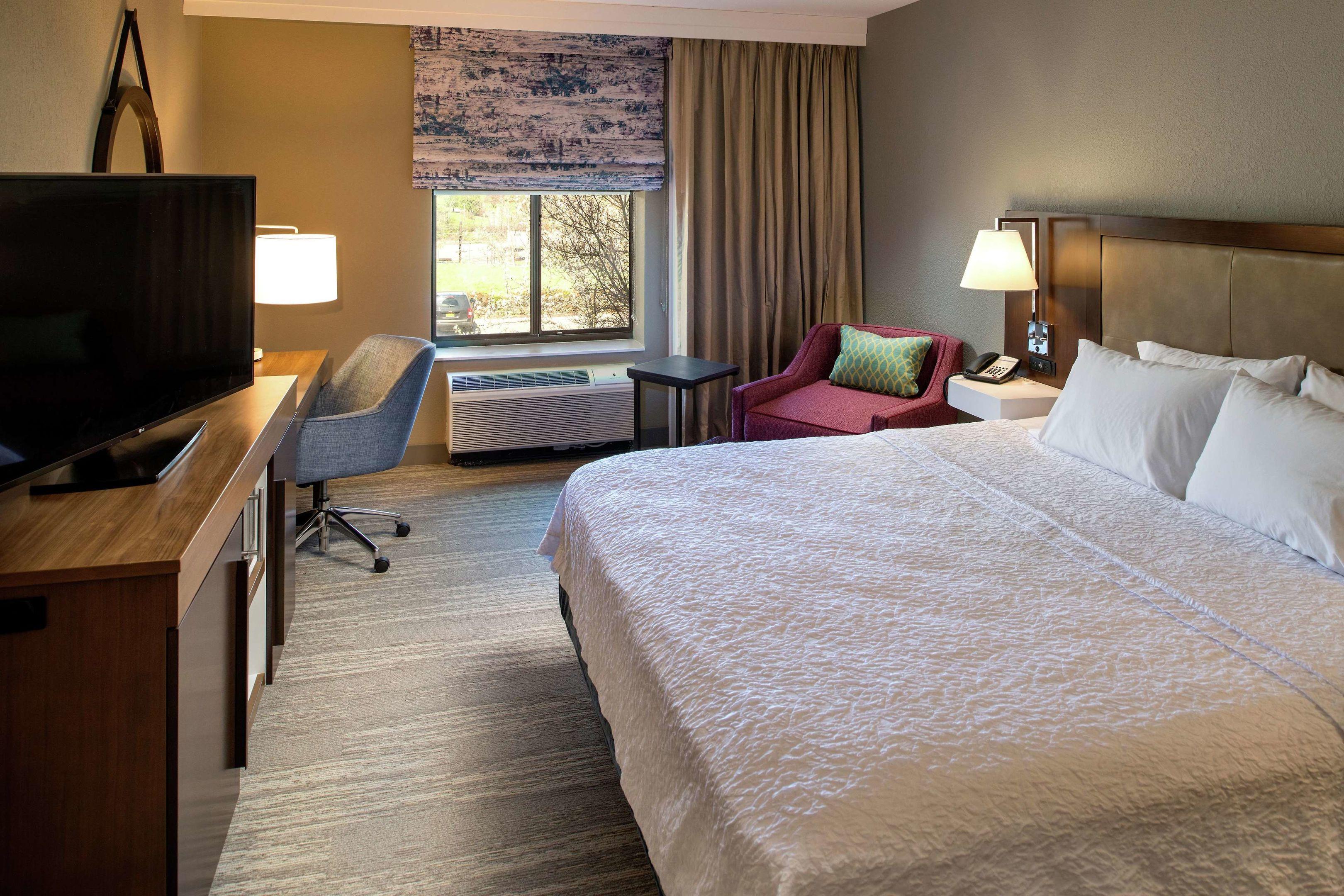 Hampton Inn & Suites Binghamton/Vestal — photo 4