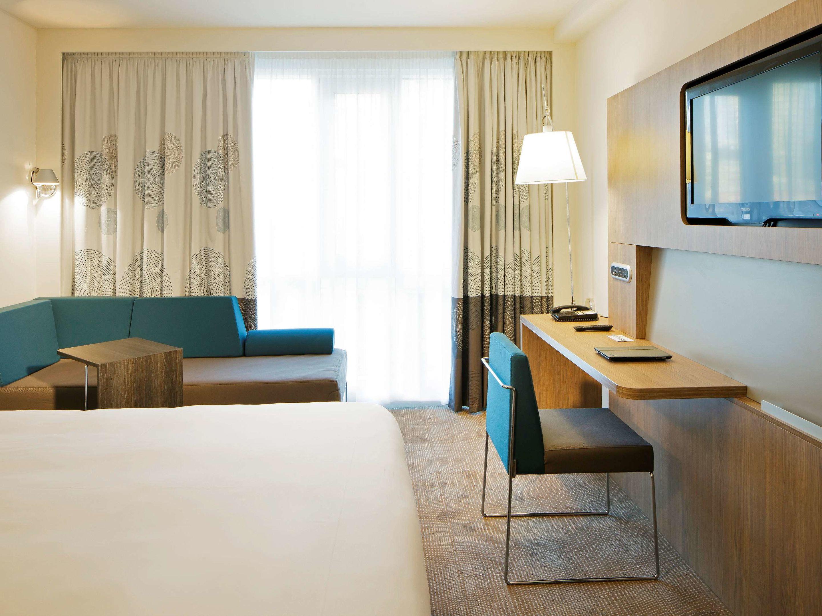 Novotel London Brentford — photo 4