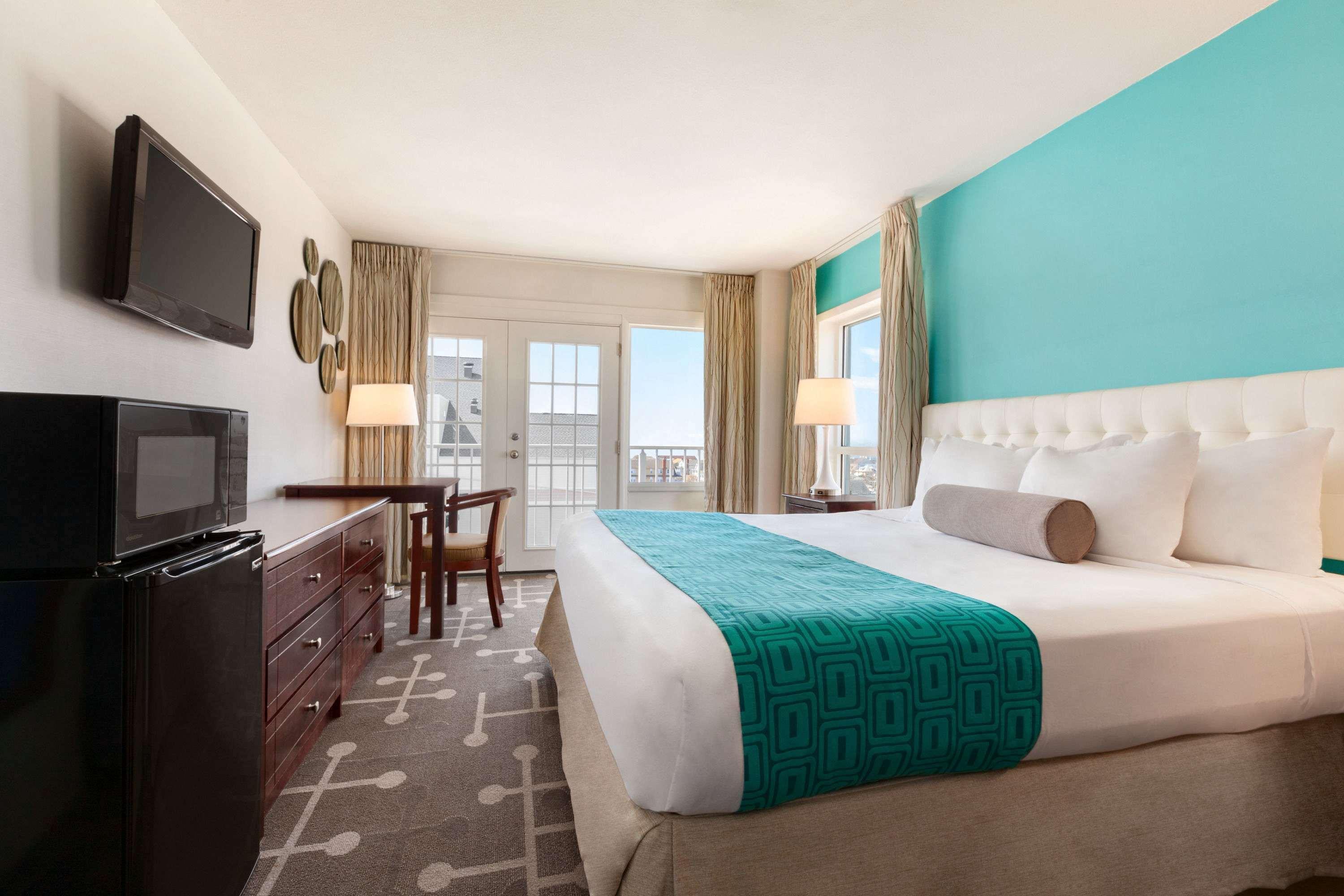 Howard Johnson Plaza Hotel - Ocean City Oceanfront — photo 4