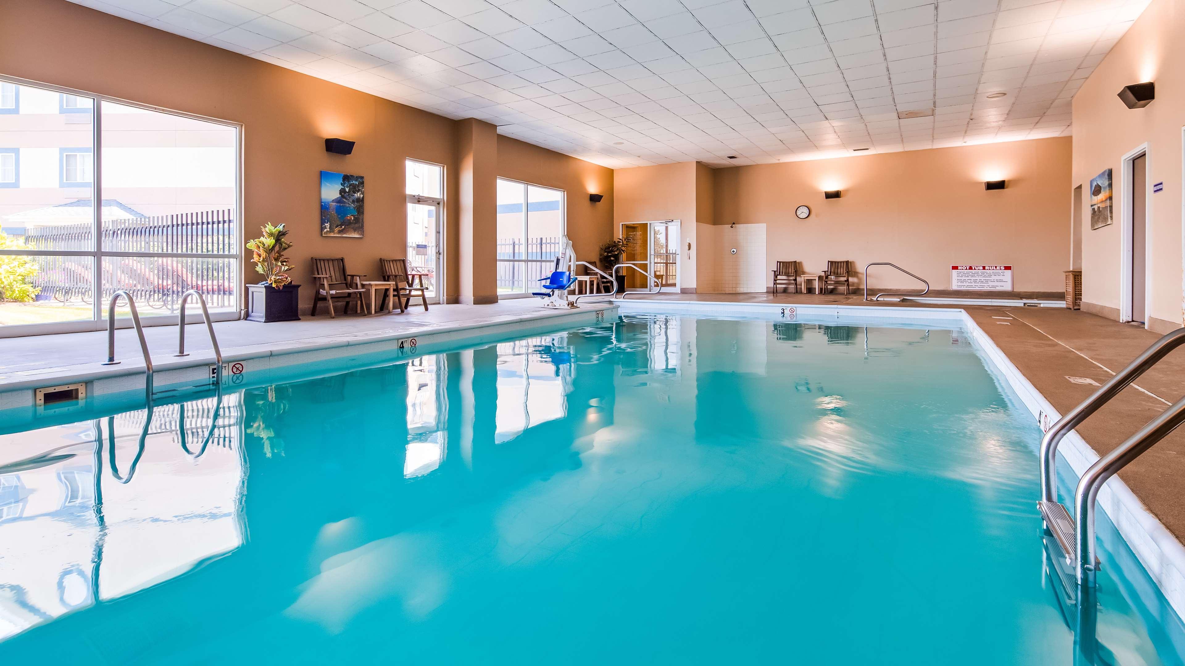 Best Western Plus Brandywine Inn & Suites — photo 4