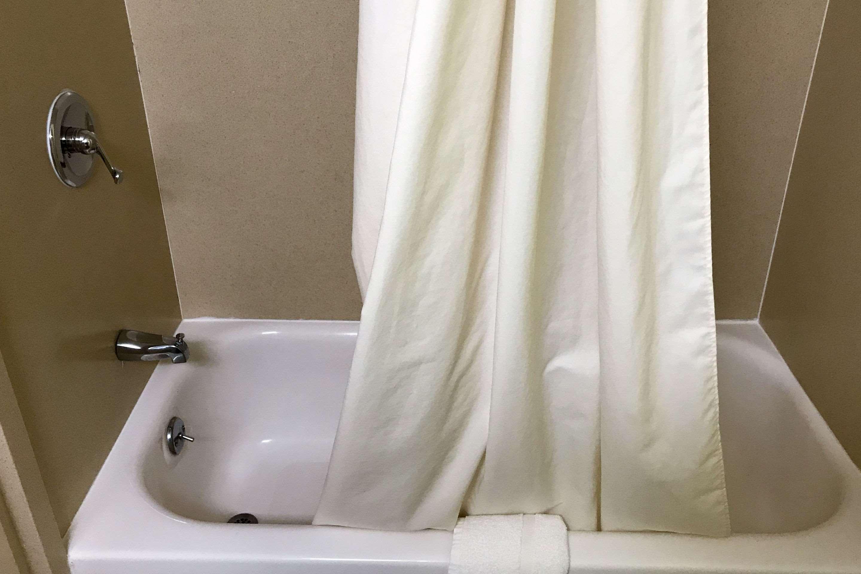 Rodeway Inn — photo 4