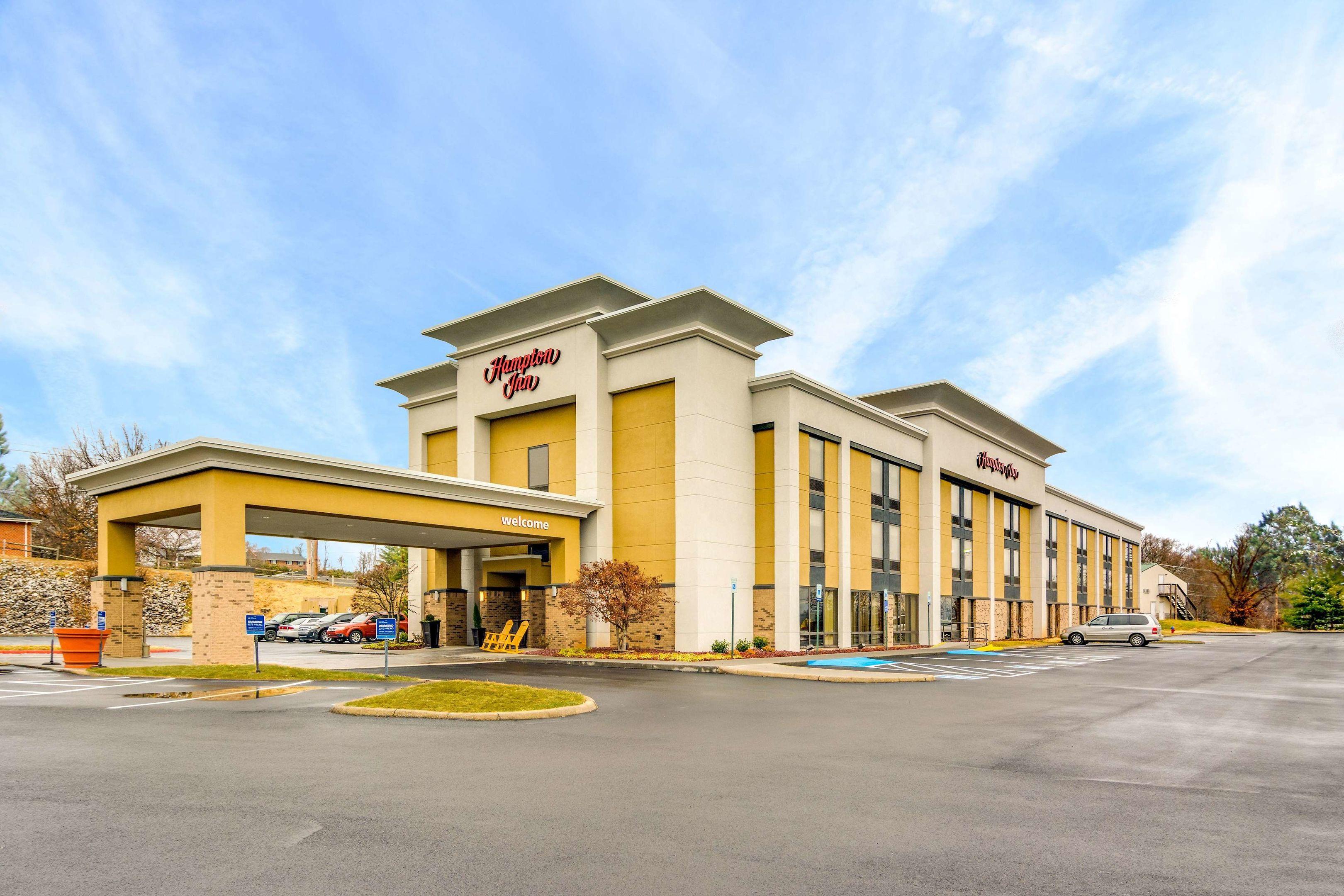 Hampton Inn Johnson City — photo 3