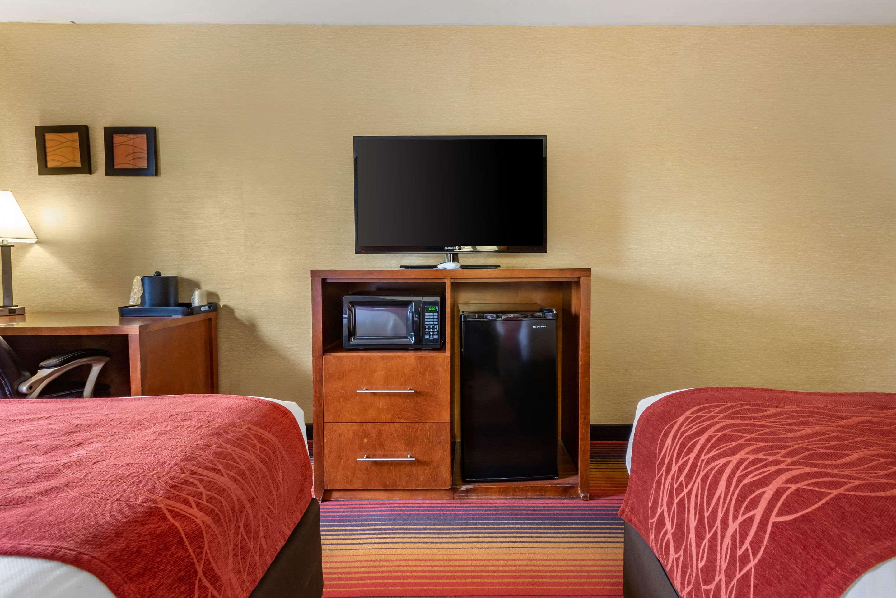 Comfort Inn — photo 5