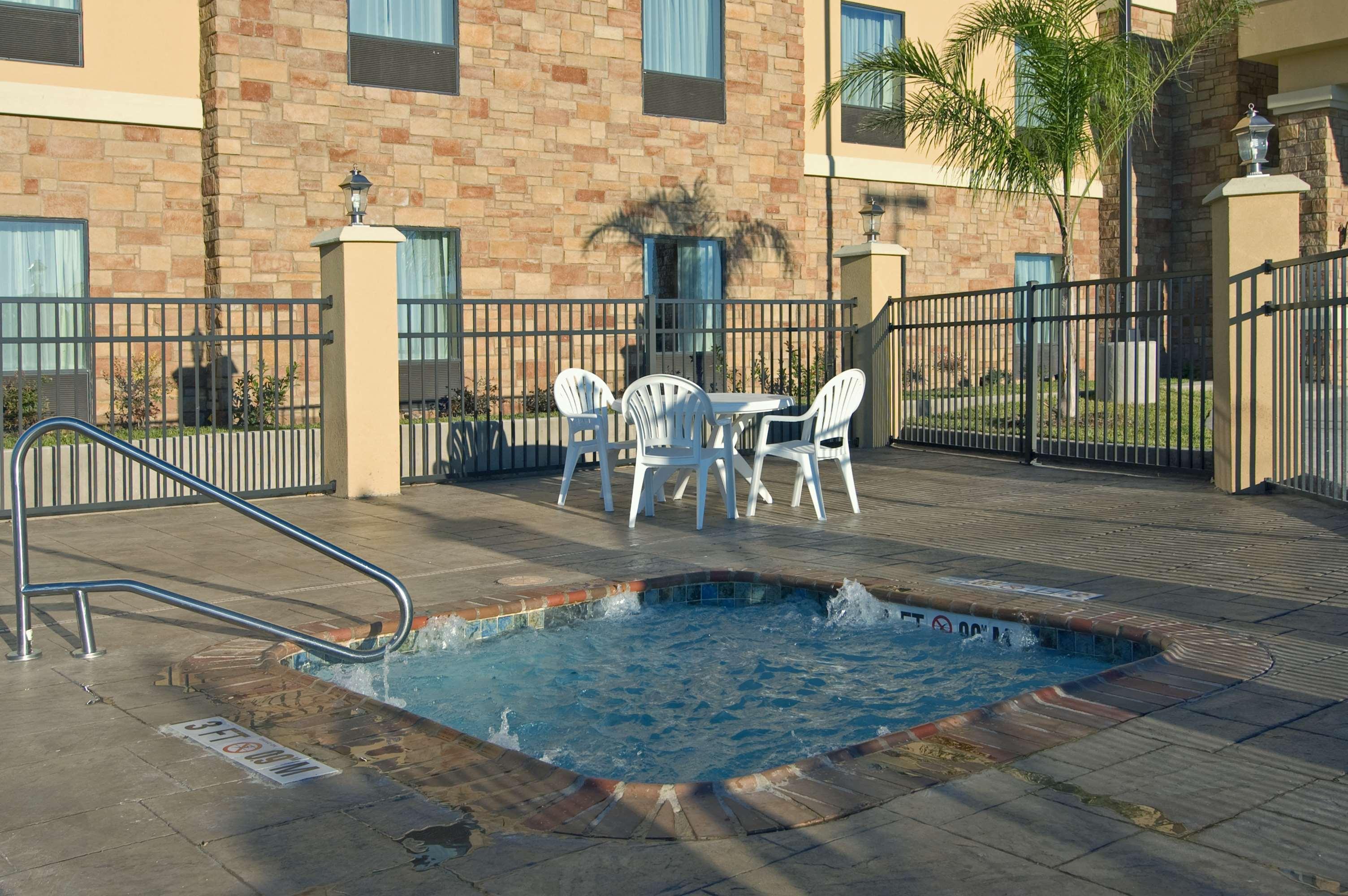 Best Western Bastrop Pines Inn — photo 5
