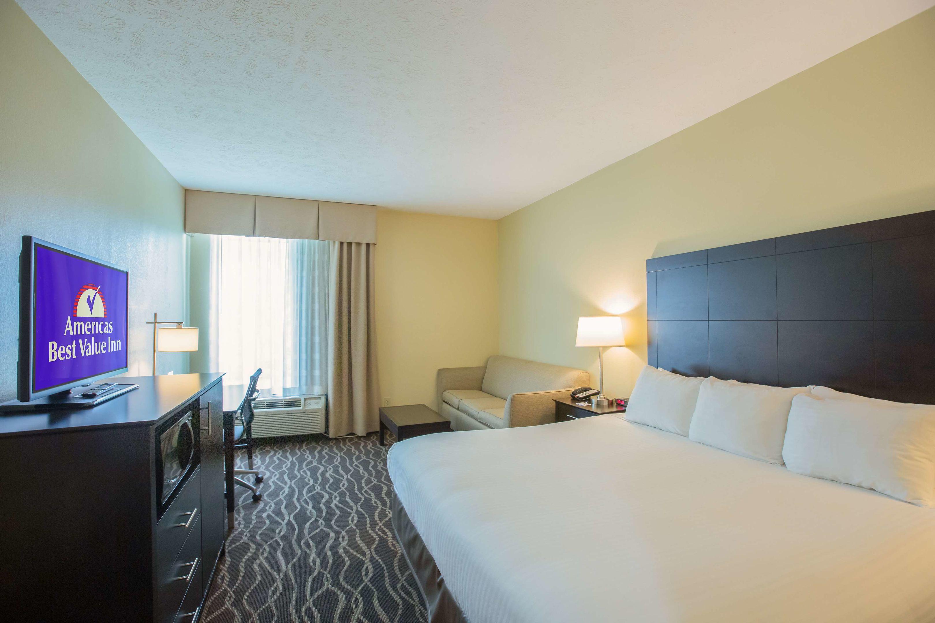 Americas Best Value Inn West Point — photo 5