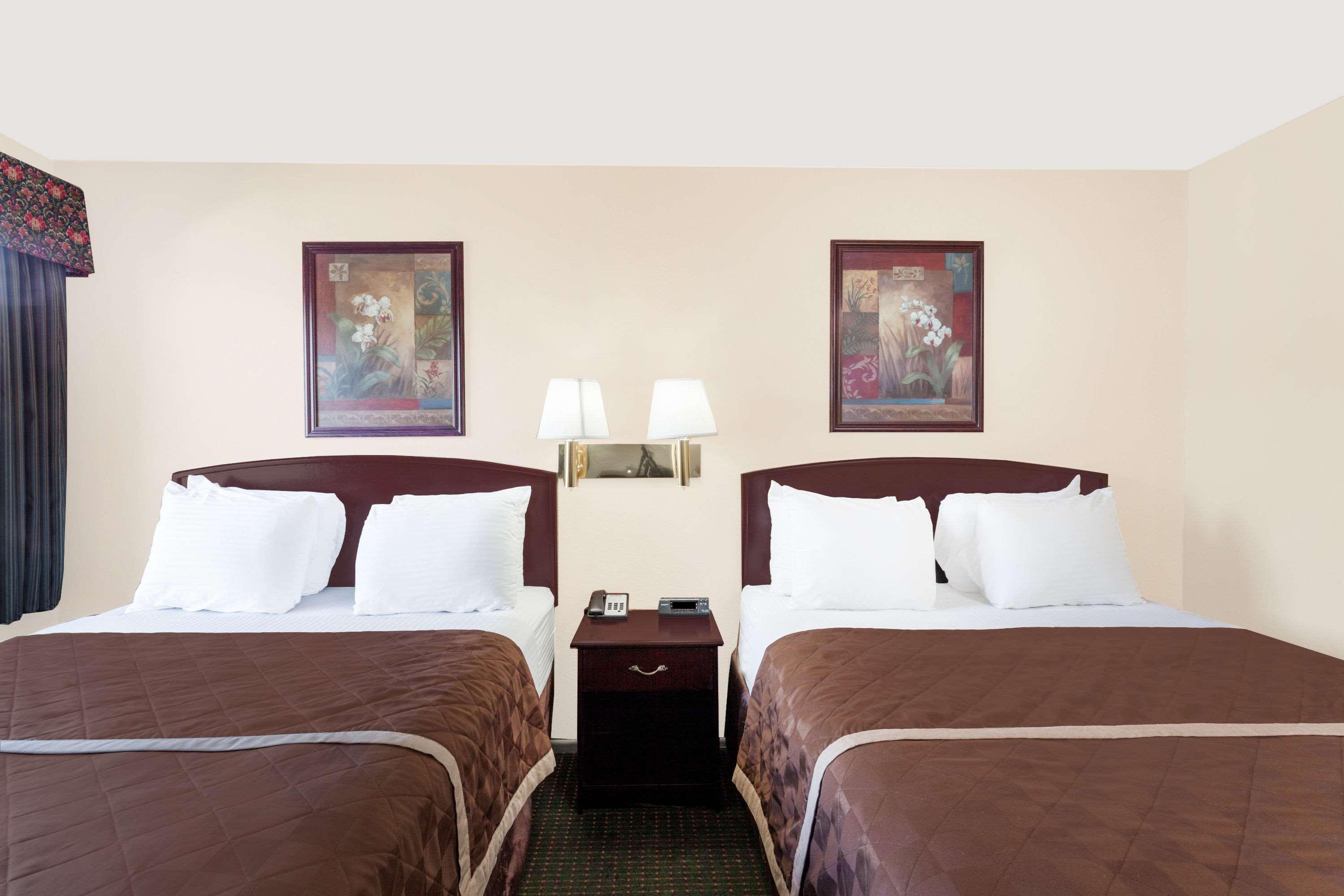 Travelodge Barstow — photo 5
