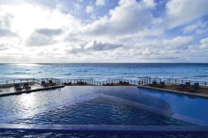 Now Emerald Cancún — photo 3