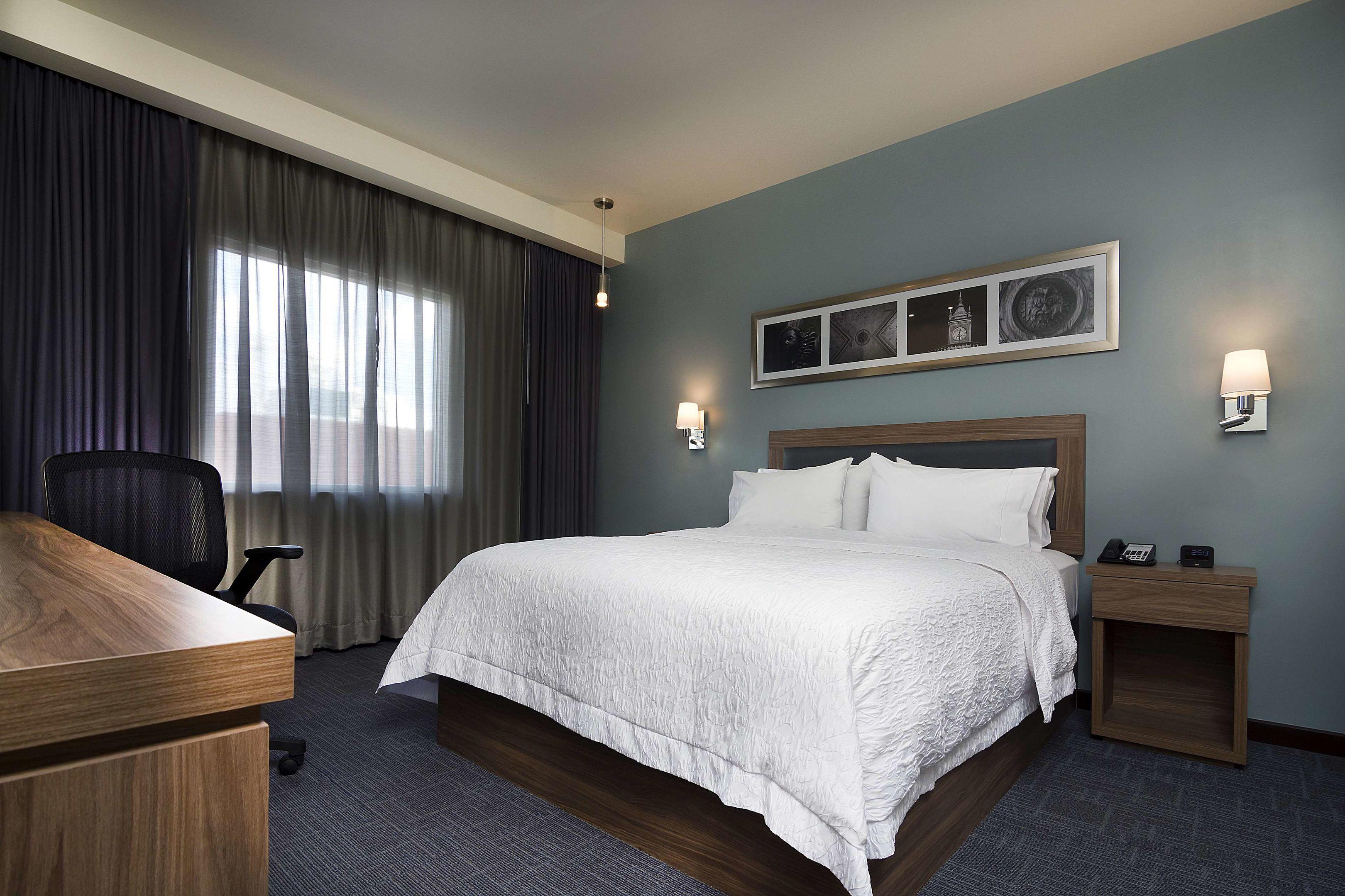 Hampton Inn & Suites by Hilton Salamanca — photo 4