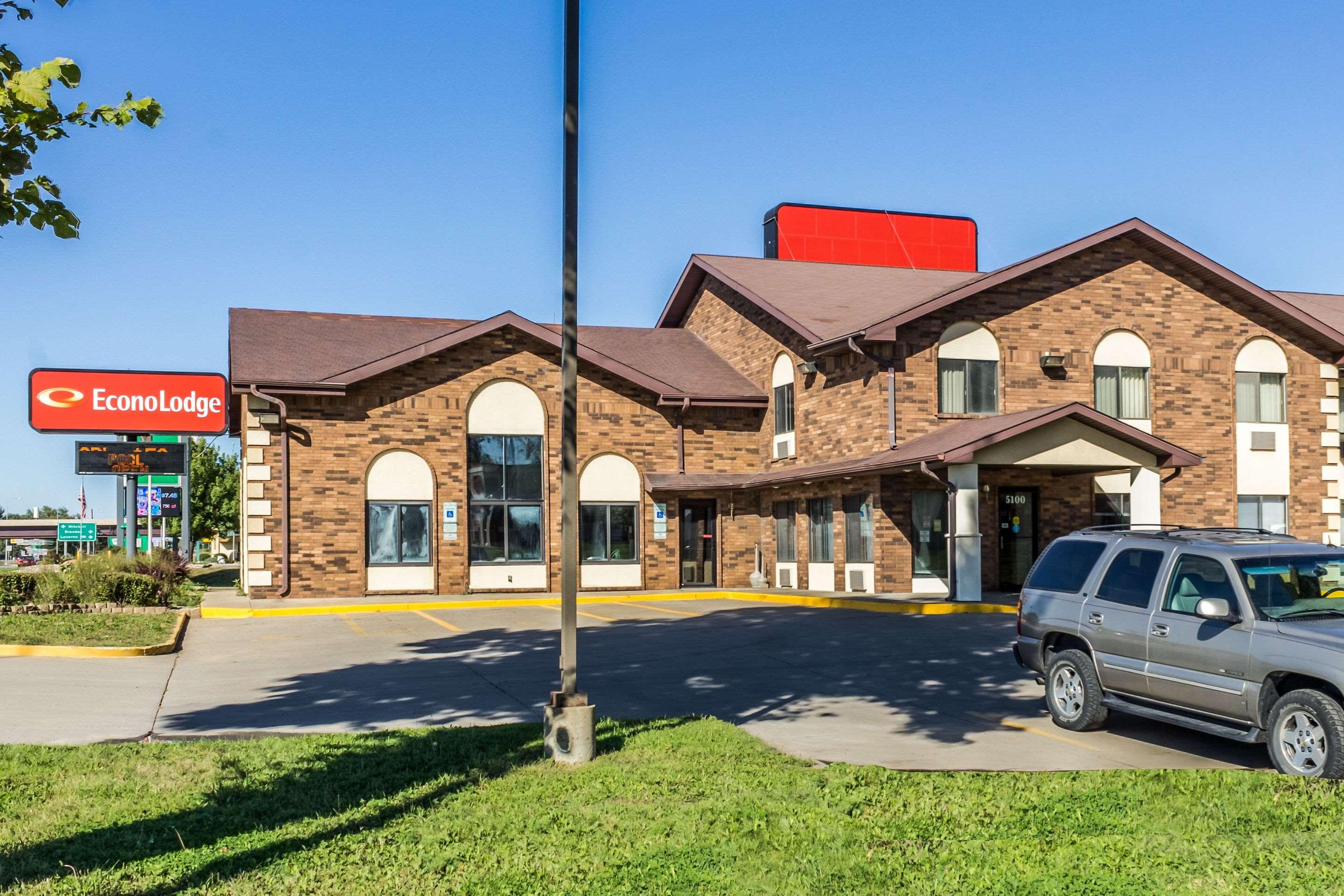 Econo Lodge North — photo 4