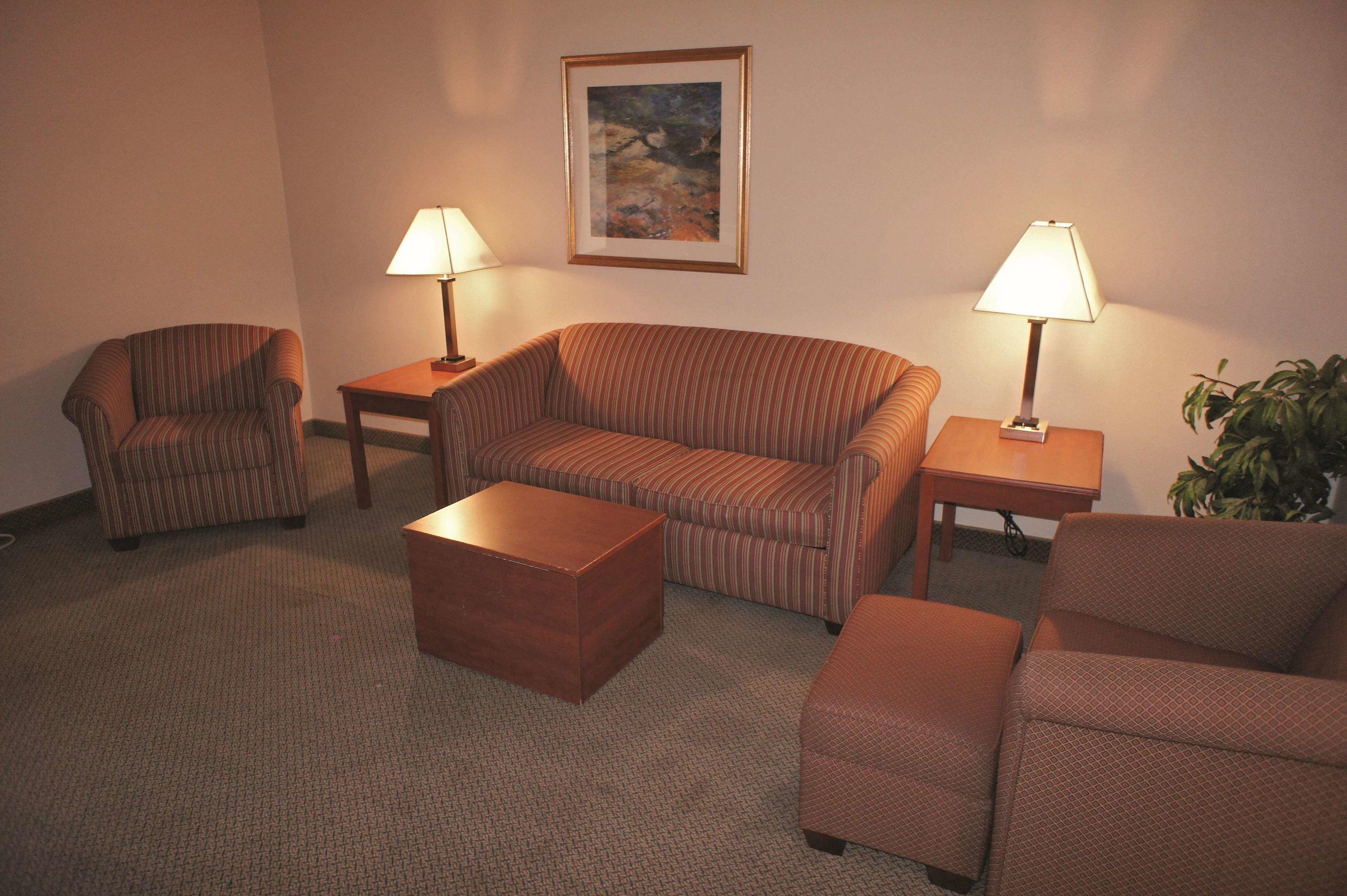 La Quinta Inn & Suites Cincinnati North — photo 4