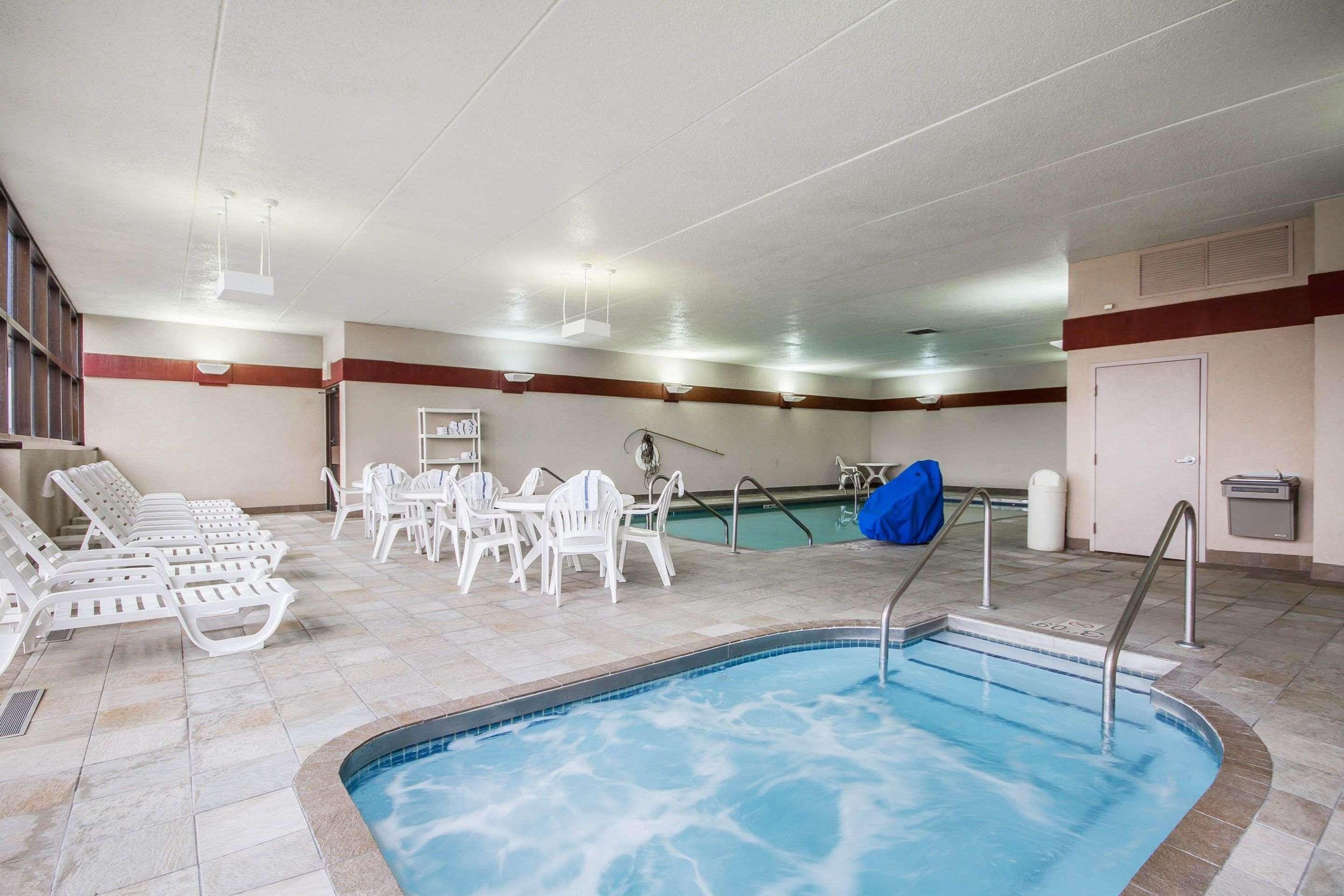 Comfort Inn & Suites Madison — photo 5