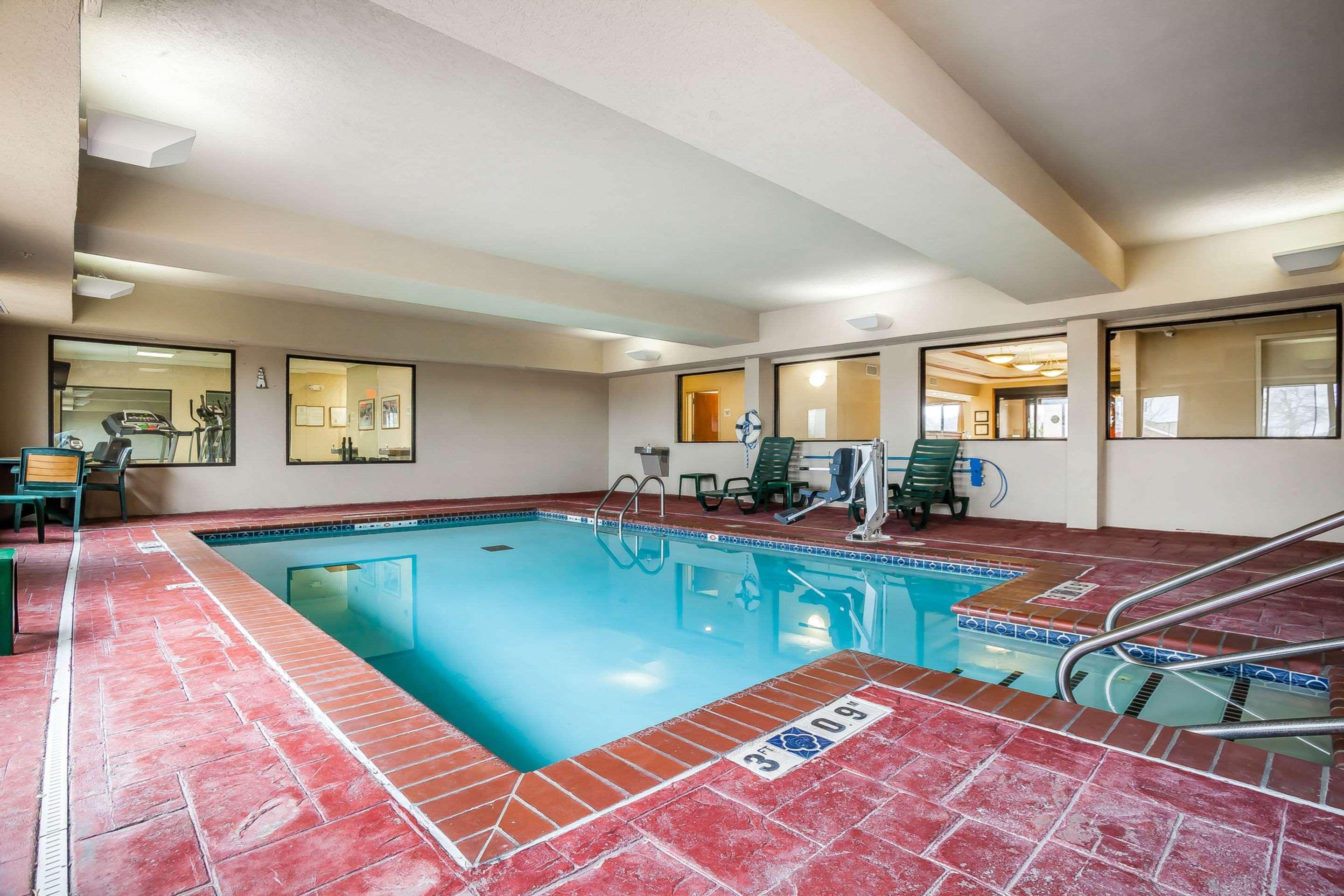 Rodeway Inn — photo 5