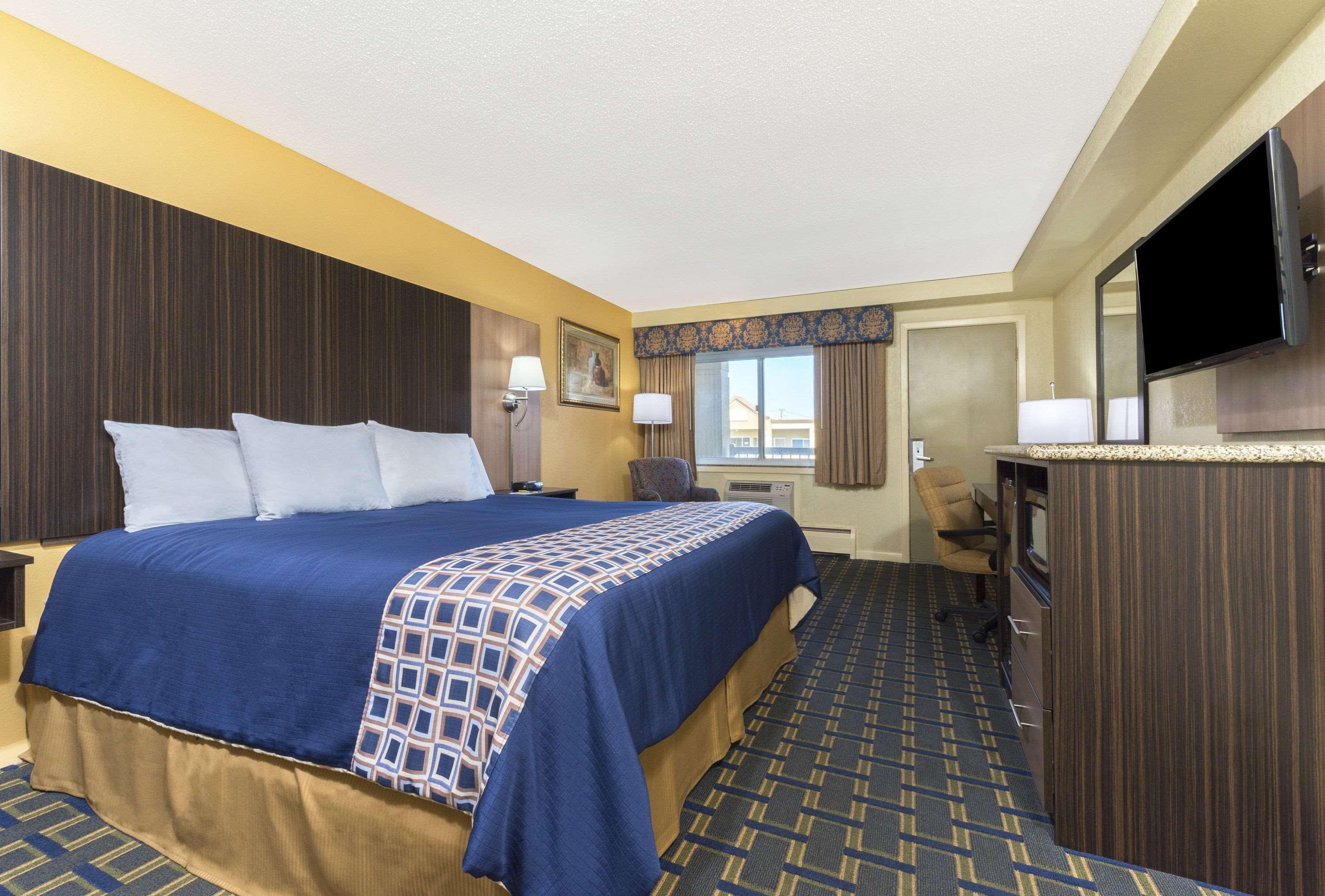 Days Inn Tonawanda/Buffalo — photo 4