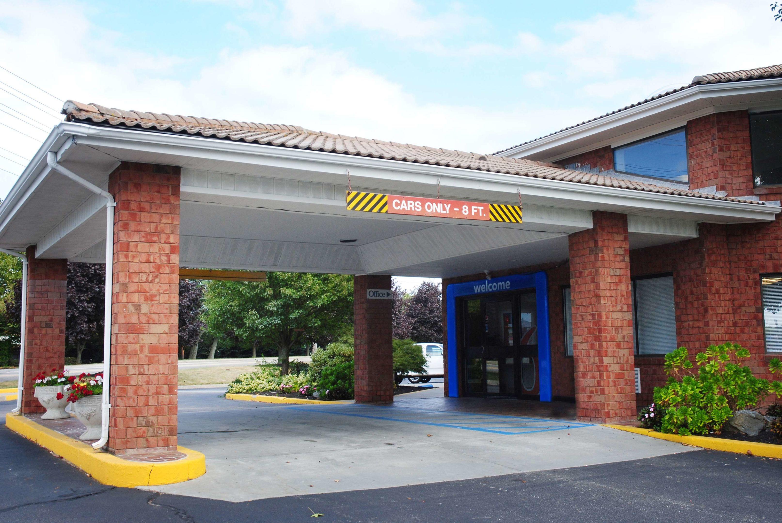Motel 6 Newport RI — photo 4