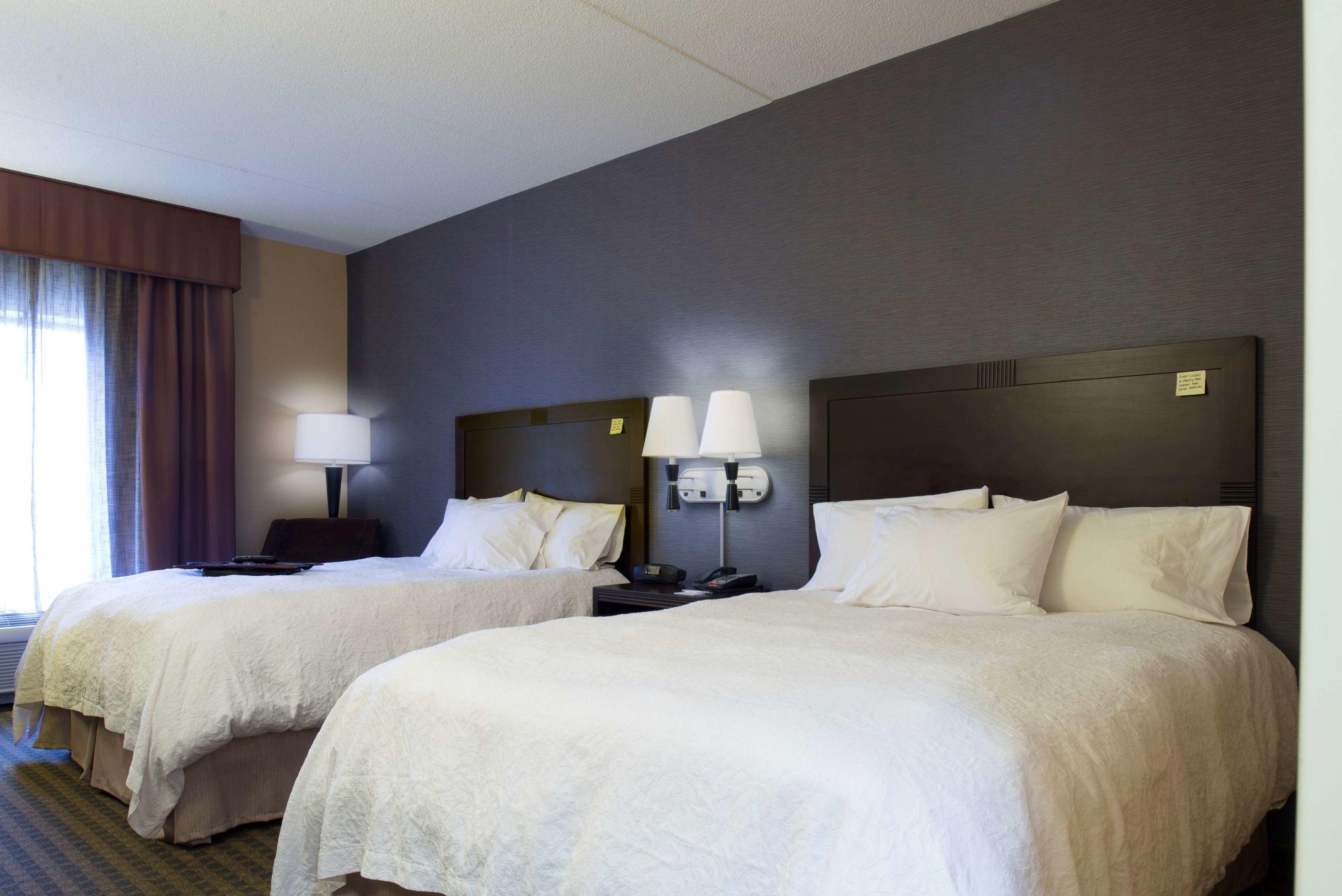 Hampton Inn and Suites Vineland — photo 4