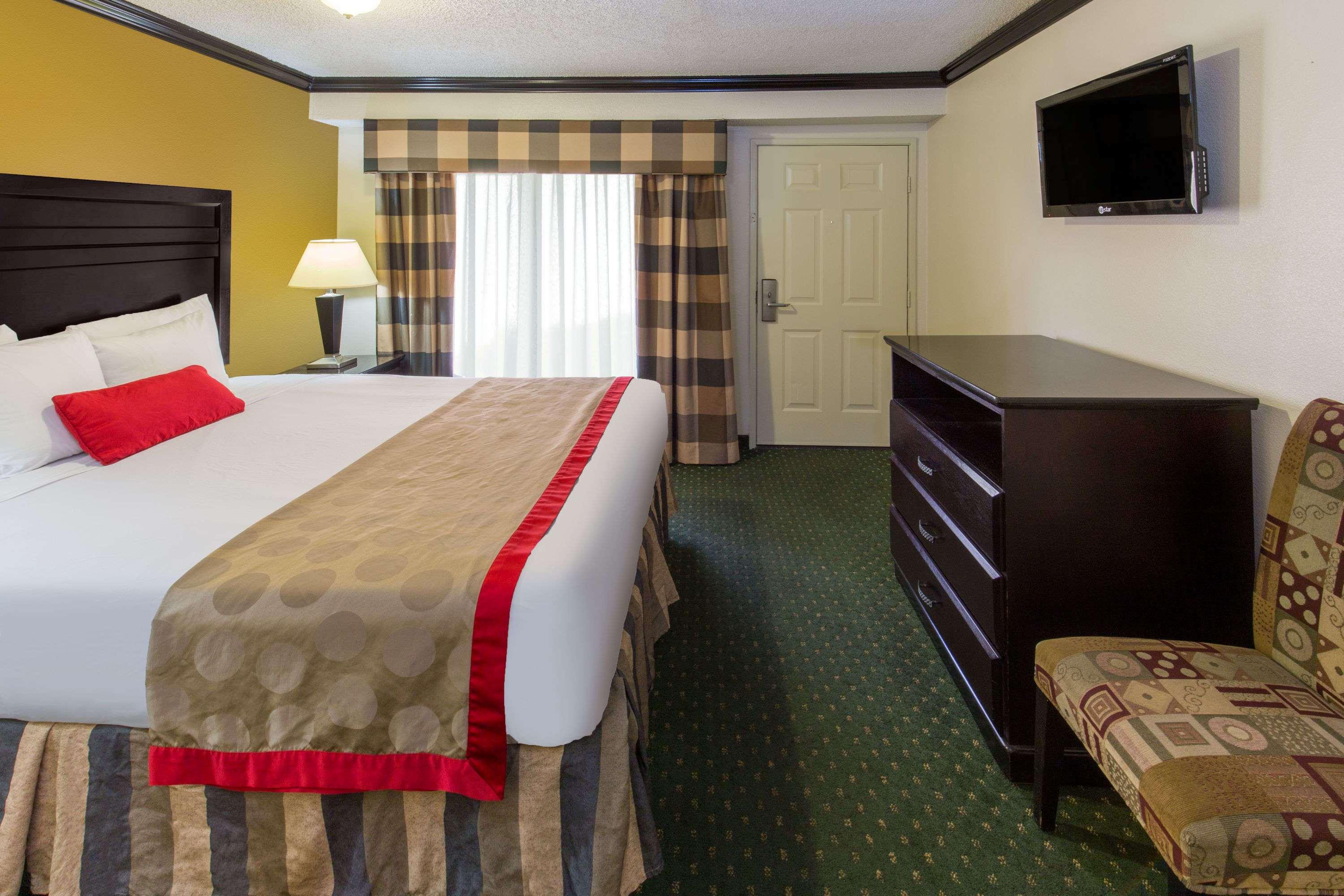 Ramada by Wyndham Ontario — photo 5