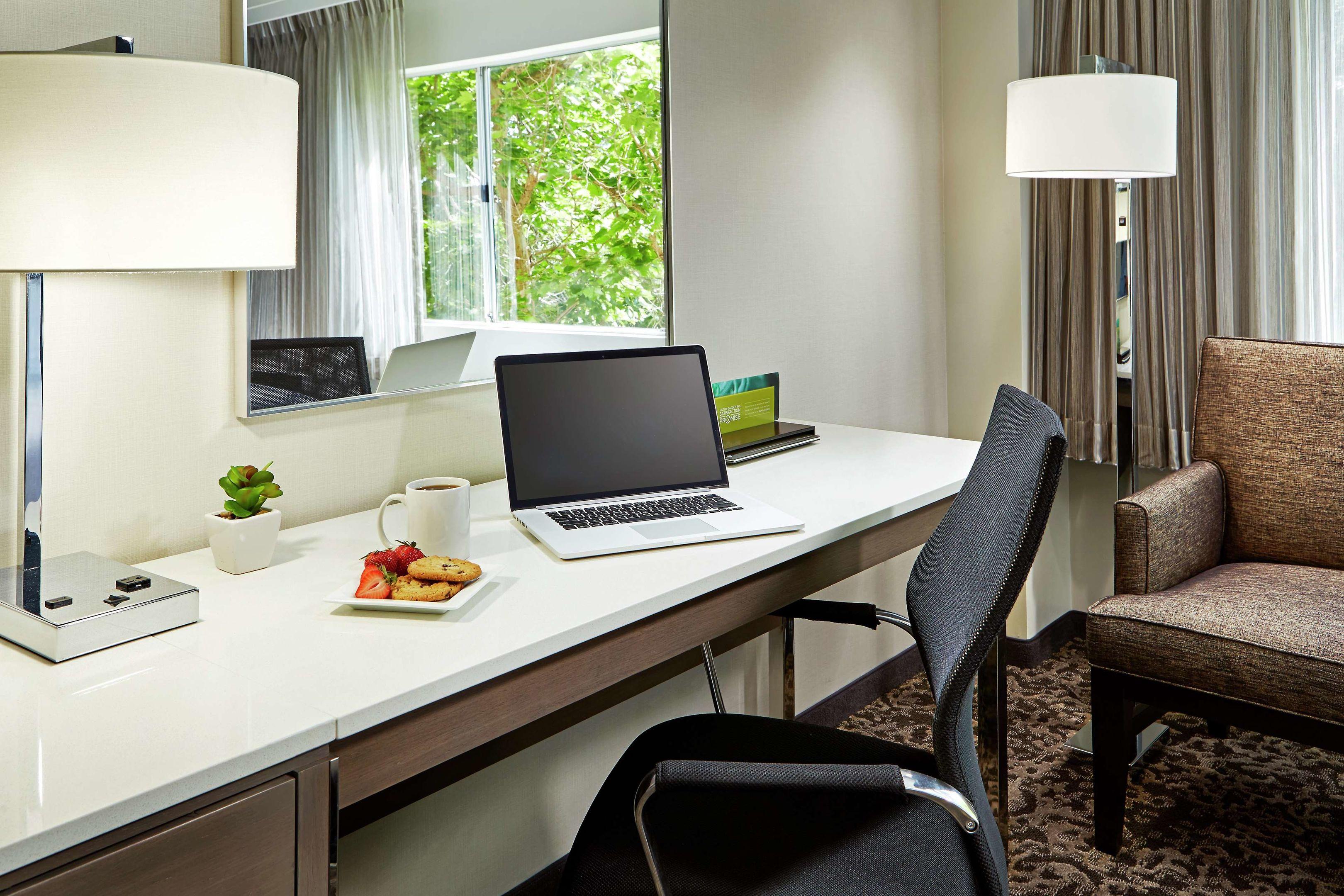 Hilton Garden Inn San Diego Mission Valley Stadium — photo 5