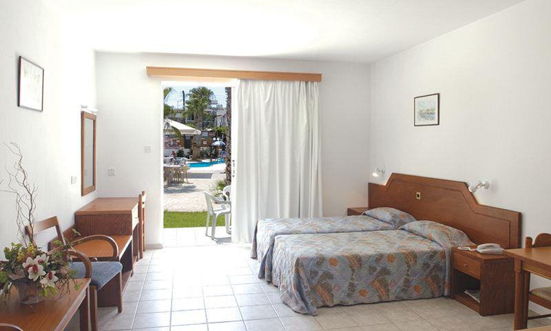 Petrosana Hotel Apts — photo 4