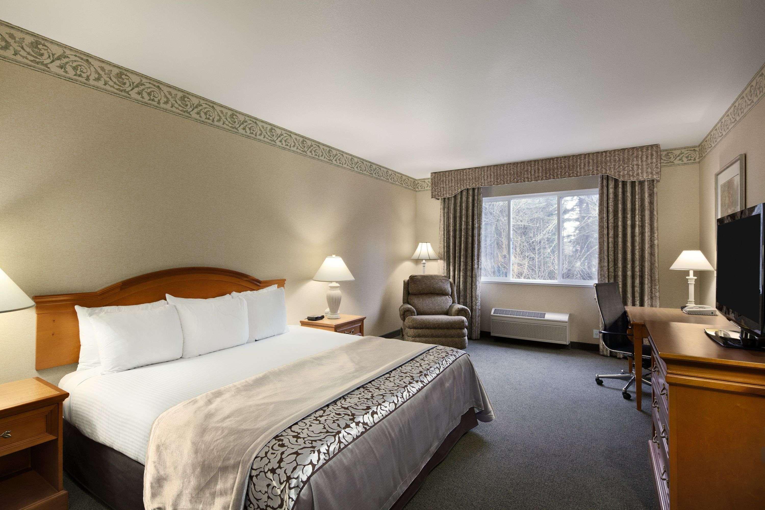 Ramada Olympia — photo 3