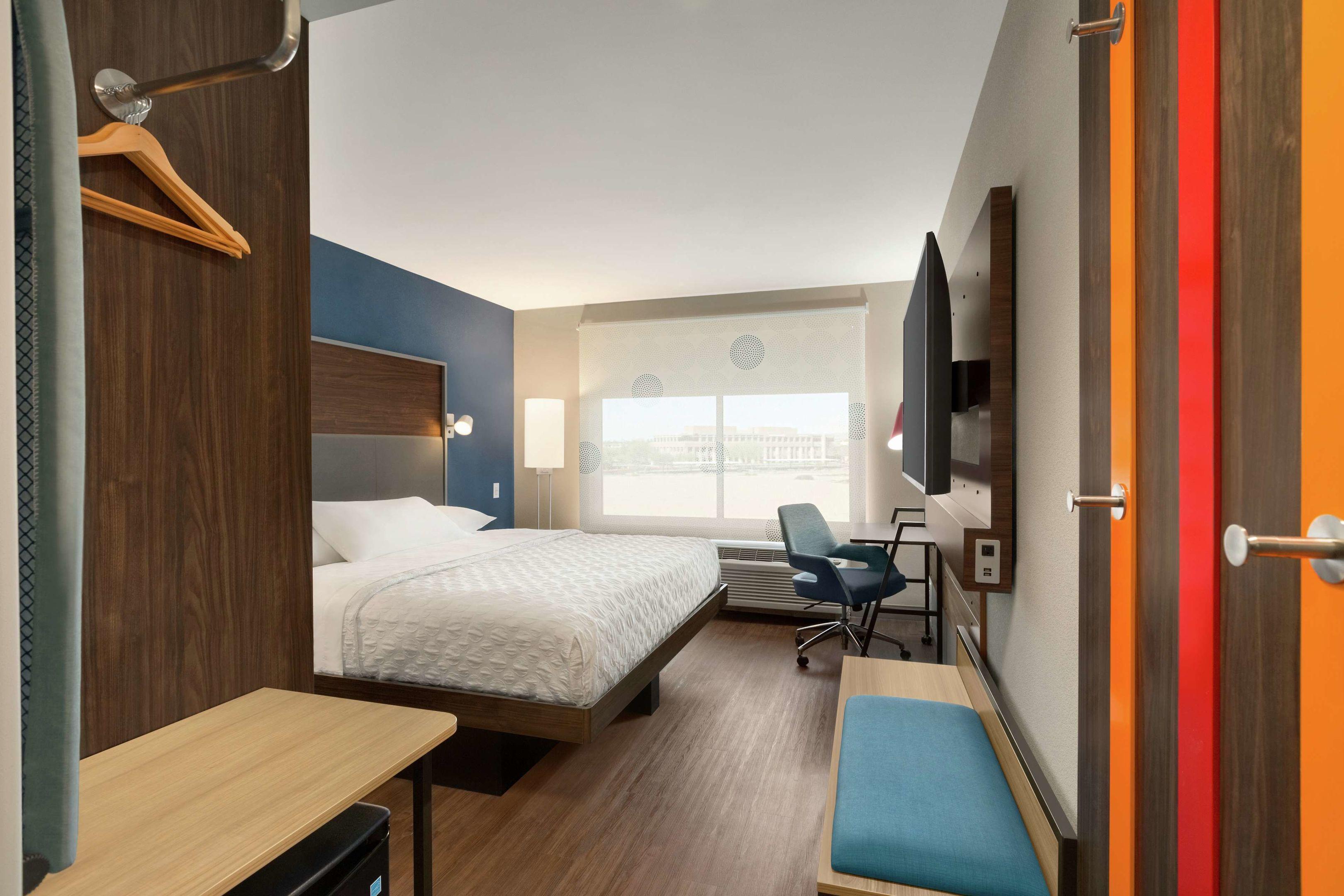 Tru by Hilton Scottsdale Salt River — photo 5
