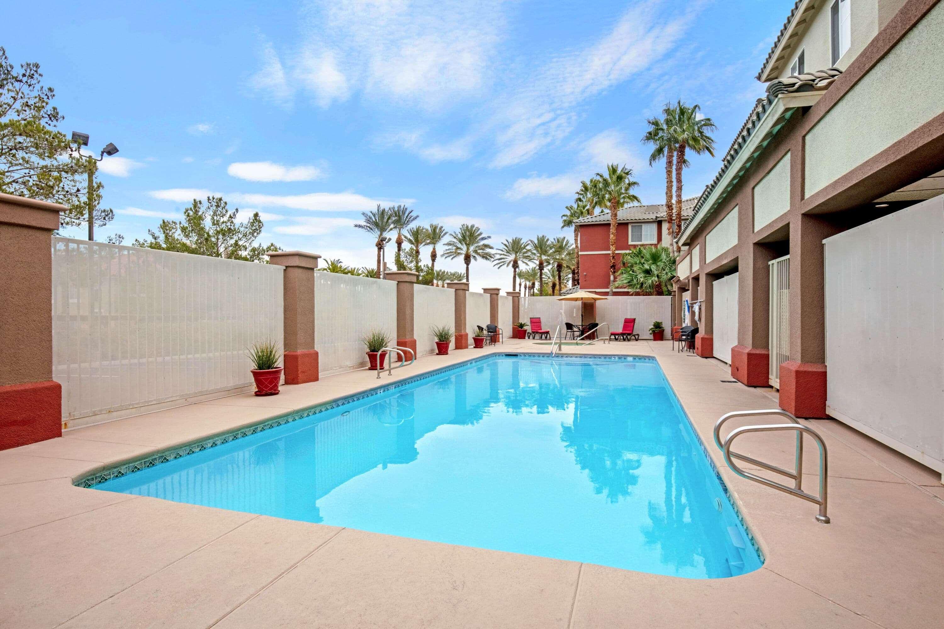 La Quinta Inn & Suites Las Vegas RedRock/Summerlin — photo 5