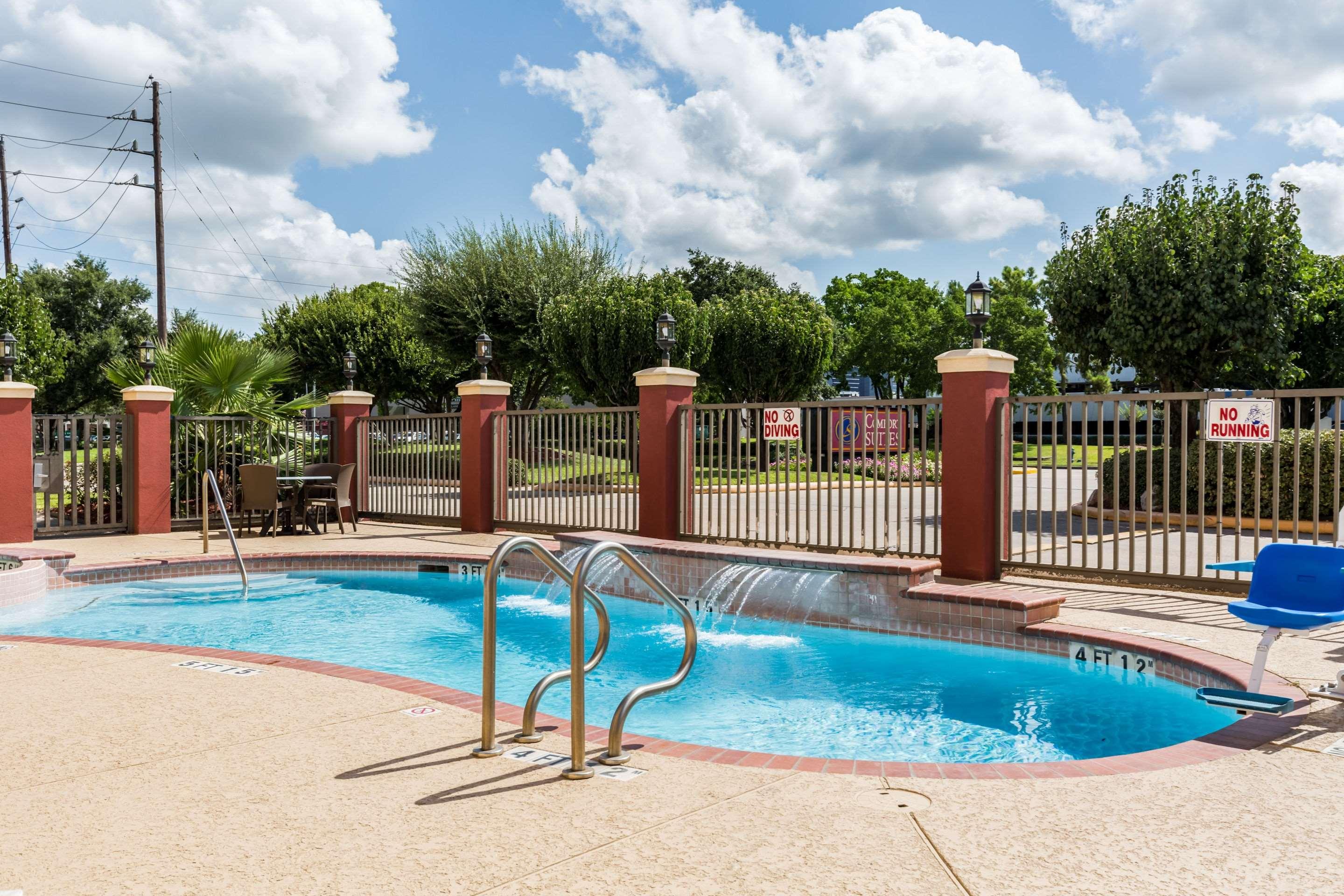 Comfort Suites Westchase — photo 5