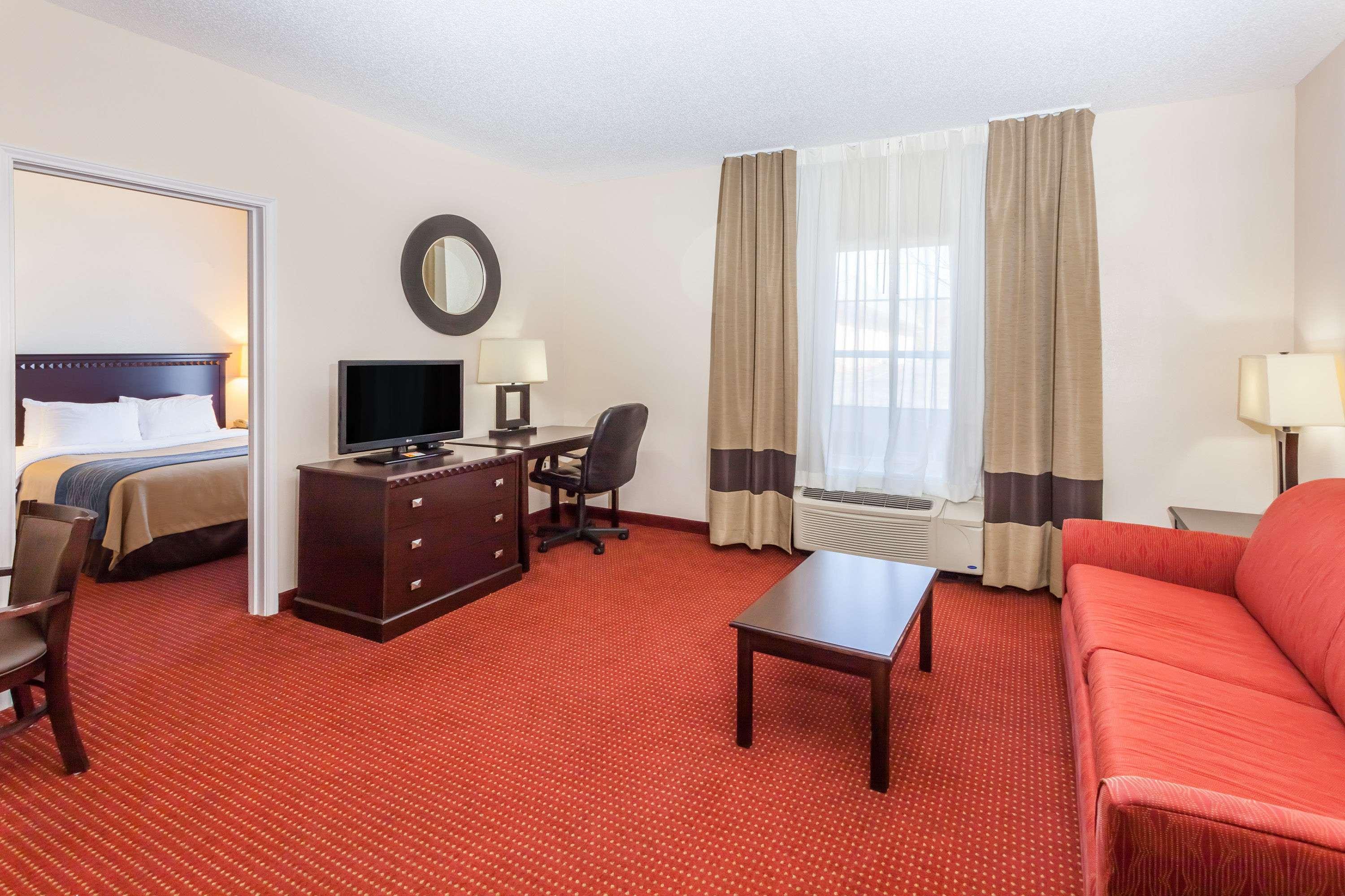 Baymont Inn & Suites Decatur — photo 5