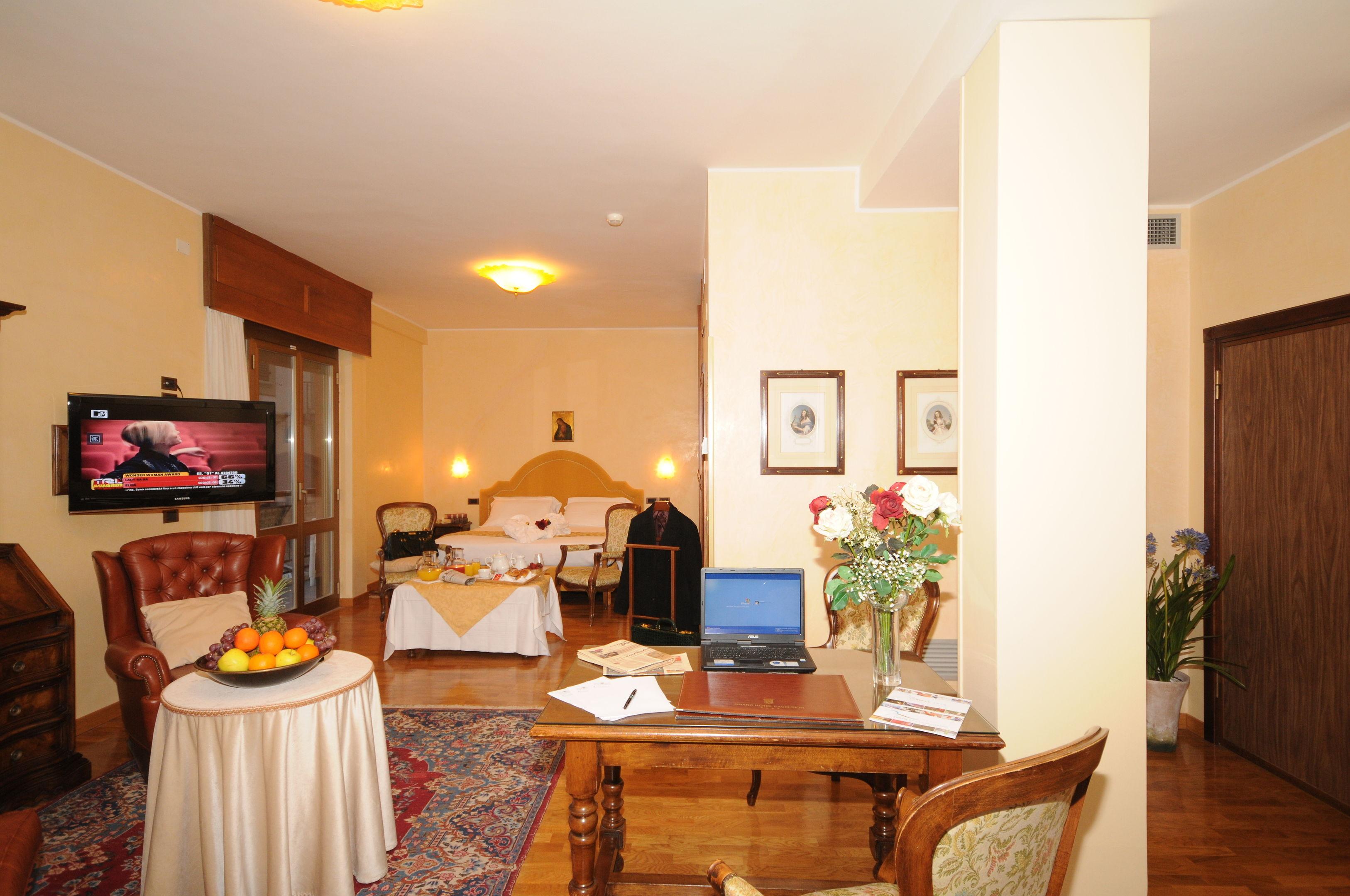 Grand Hotel Excelsior — photo 4