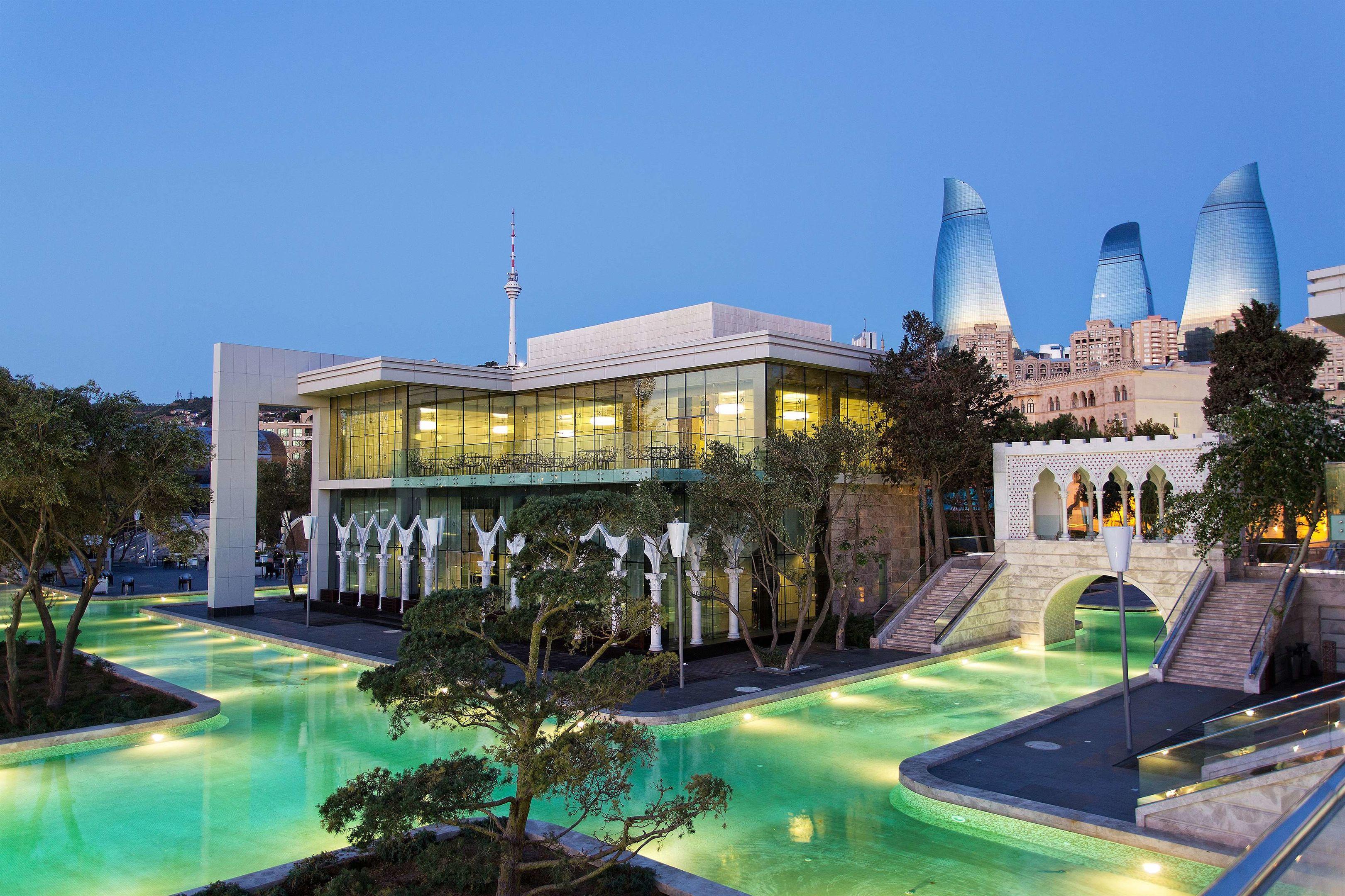 Fairmont Baku - Flame Towers — photo 5