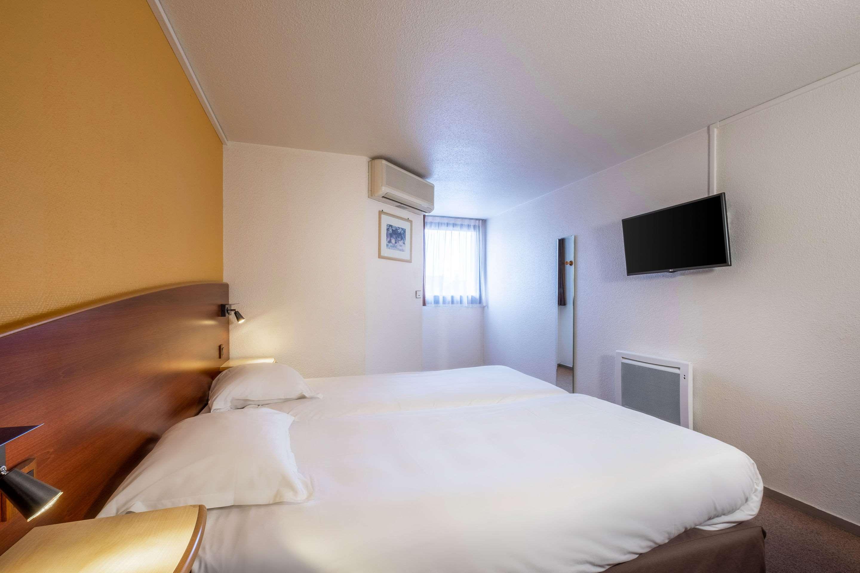 Comfort Hotel Etampes — photo 4
