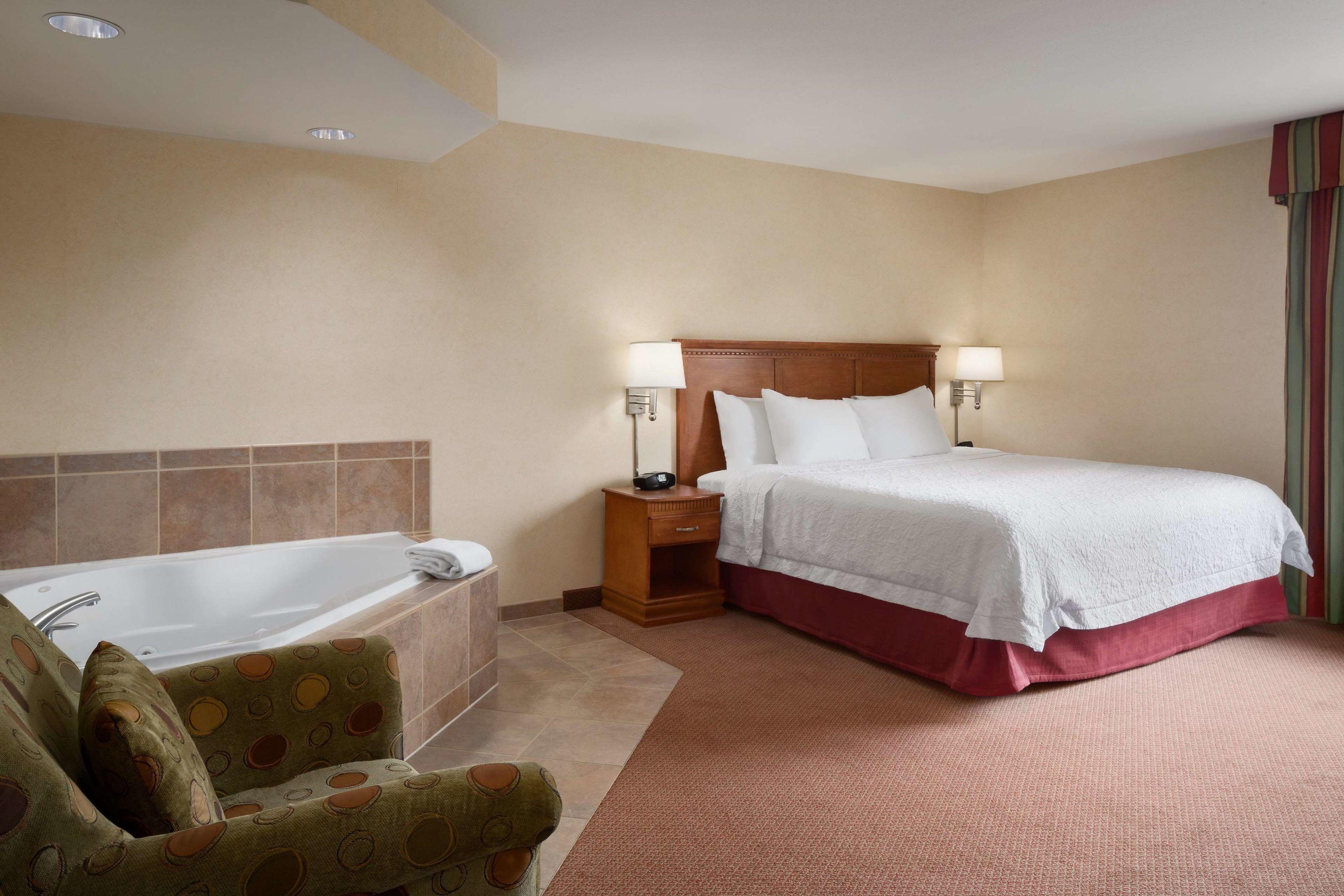 Hampton Inn Belle Vernon — photo 5