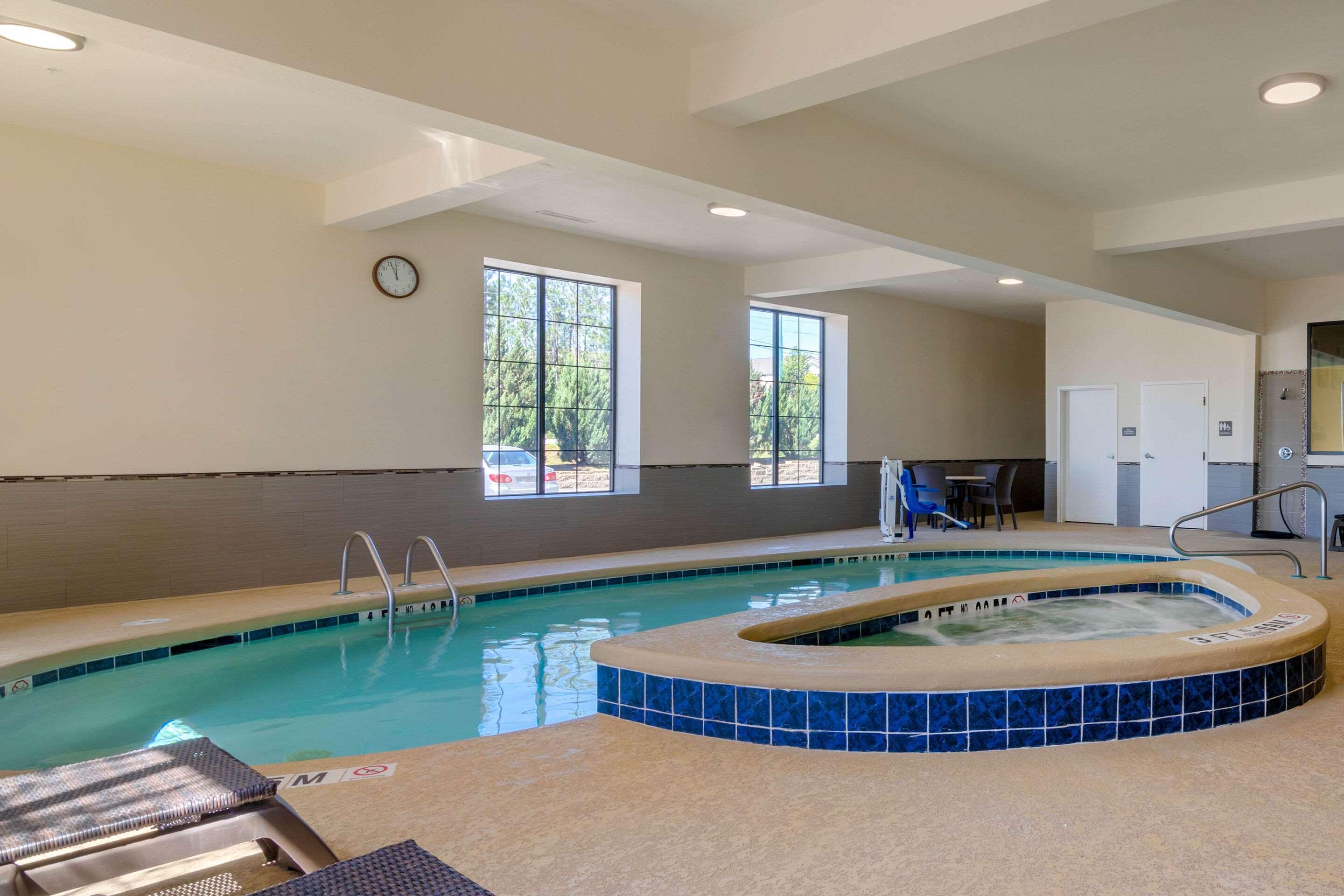 Comfort Inn & Suites Macon — photo 4