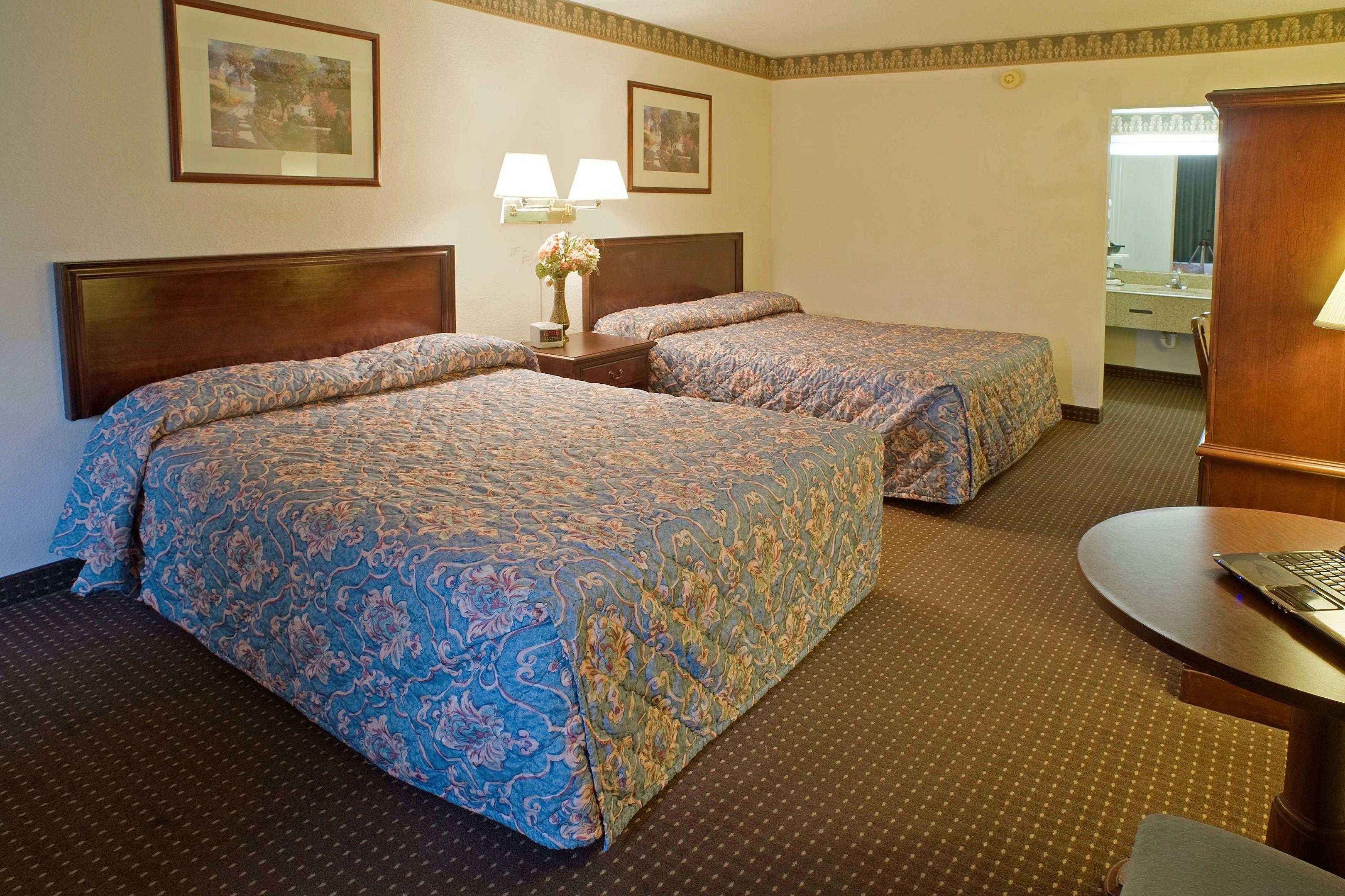 Americas Best Value Inn Salisbury — photo 3
