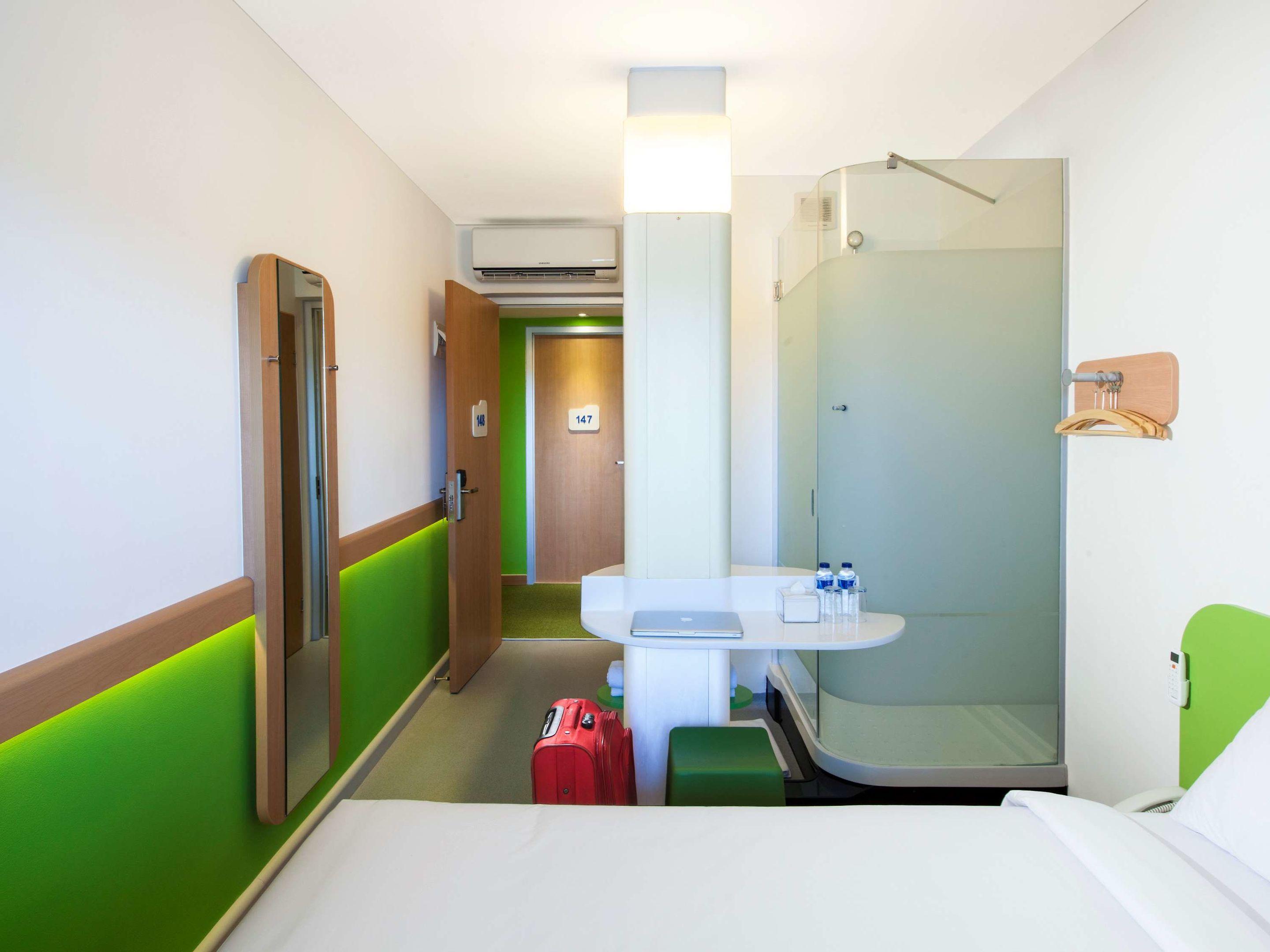 ibis budget Makassar Airport — photo 4