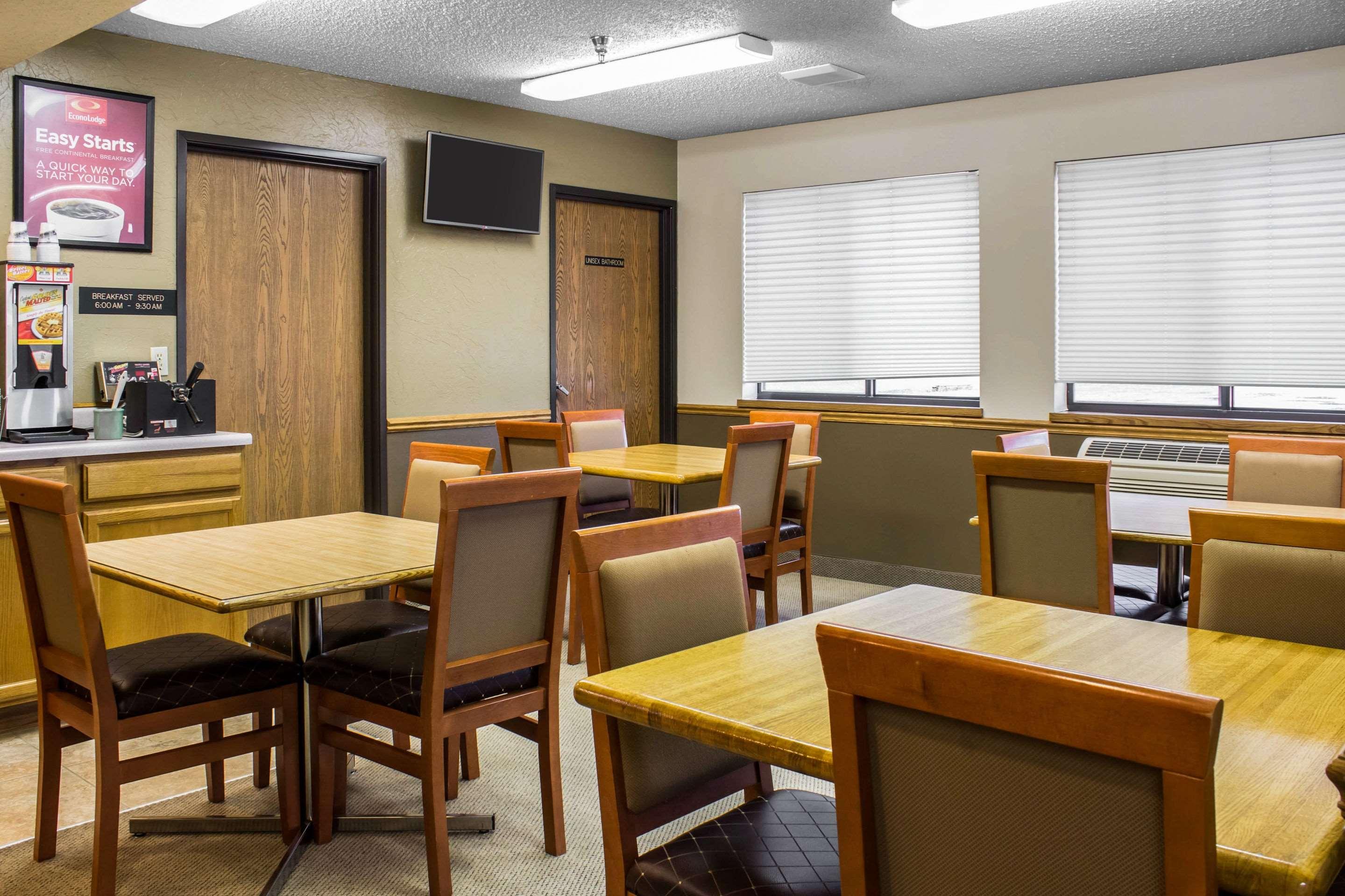 Econo Lodge Sioux Center — photo 4