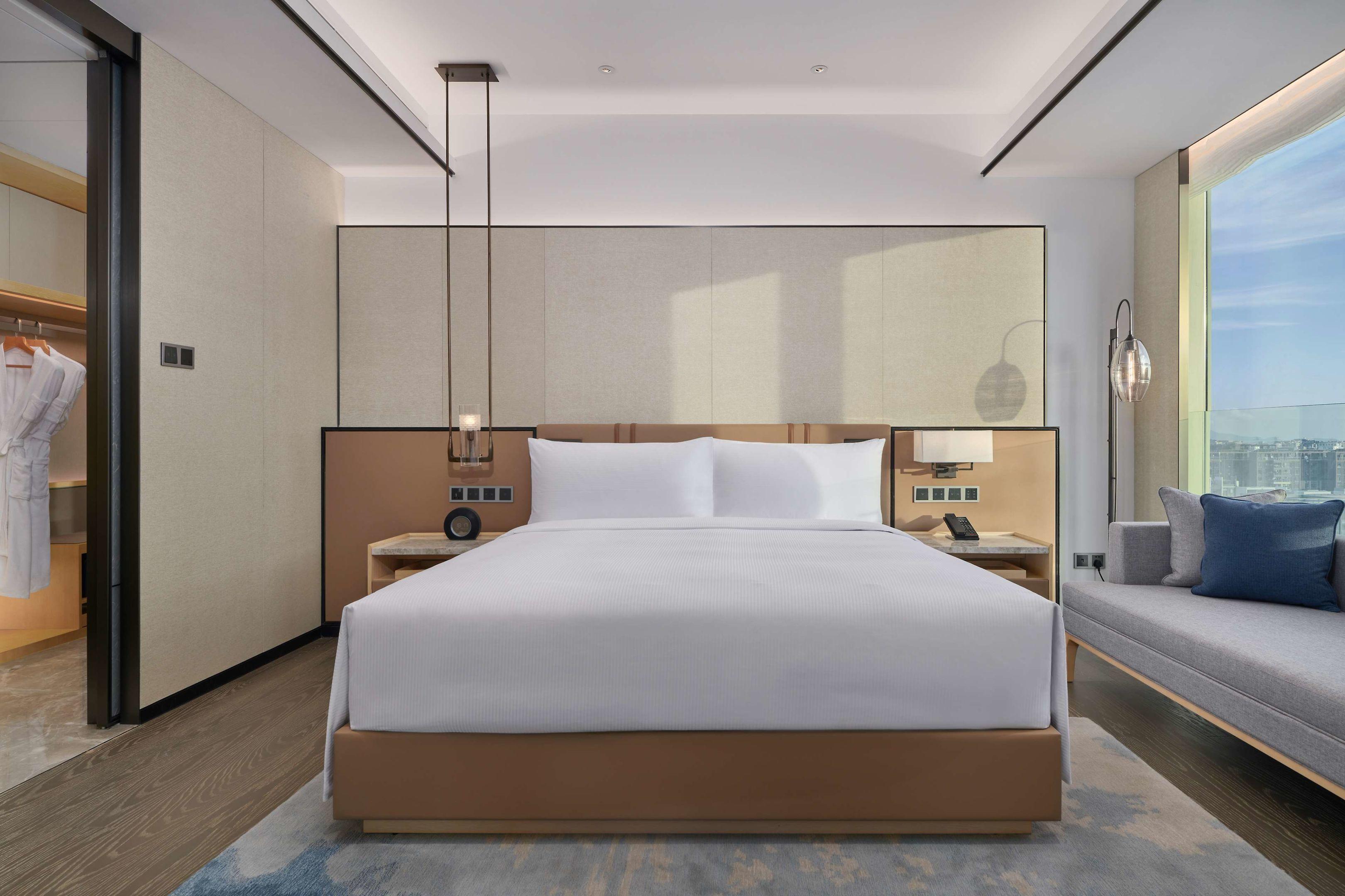 DoubleTree by Hilton Shenzhen Airport