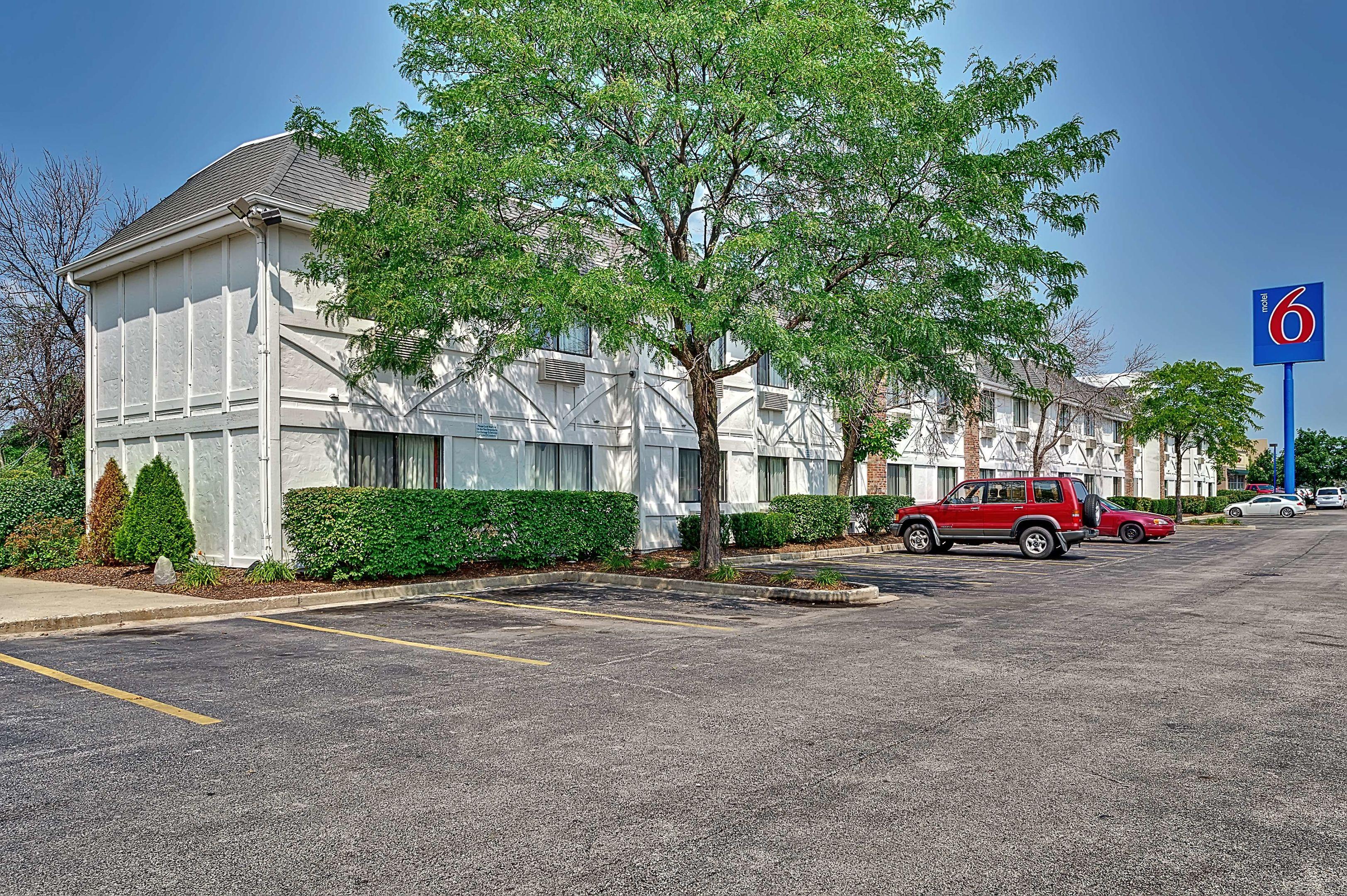 Motel 6 Chicago North - Glenview — photo 4
