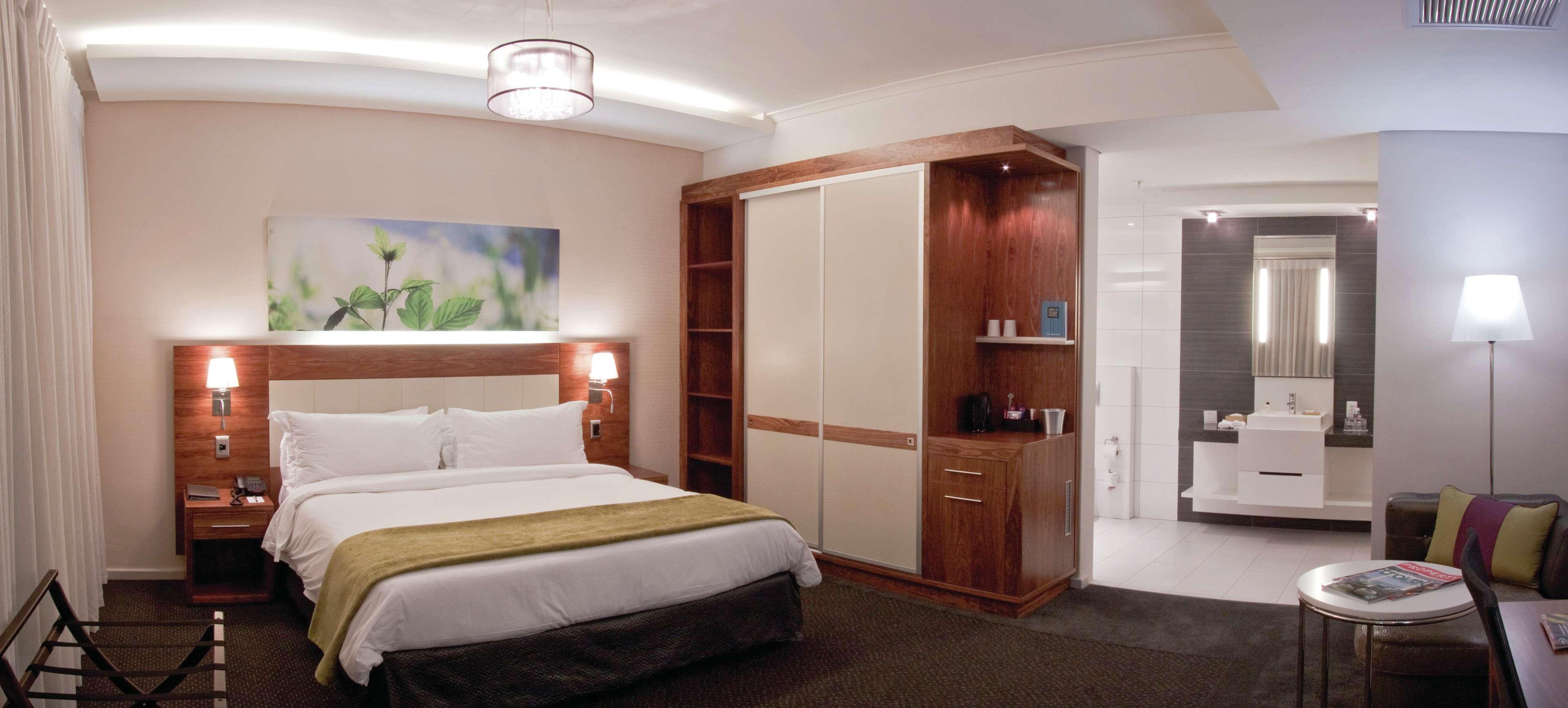 DoubleTree by Hilton Hotel Cape Town - Upper Eastside — photo 4