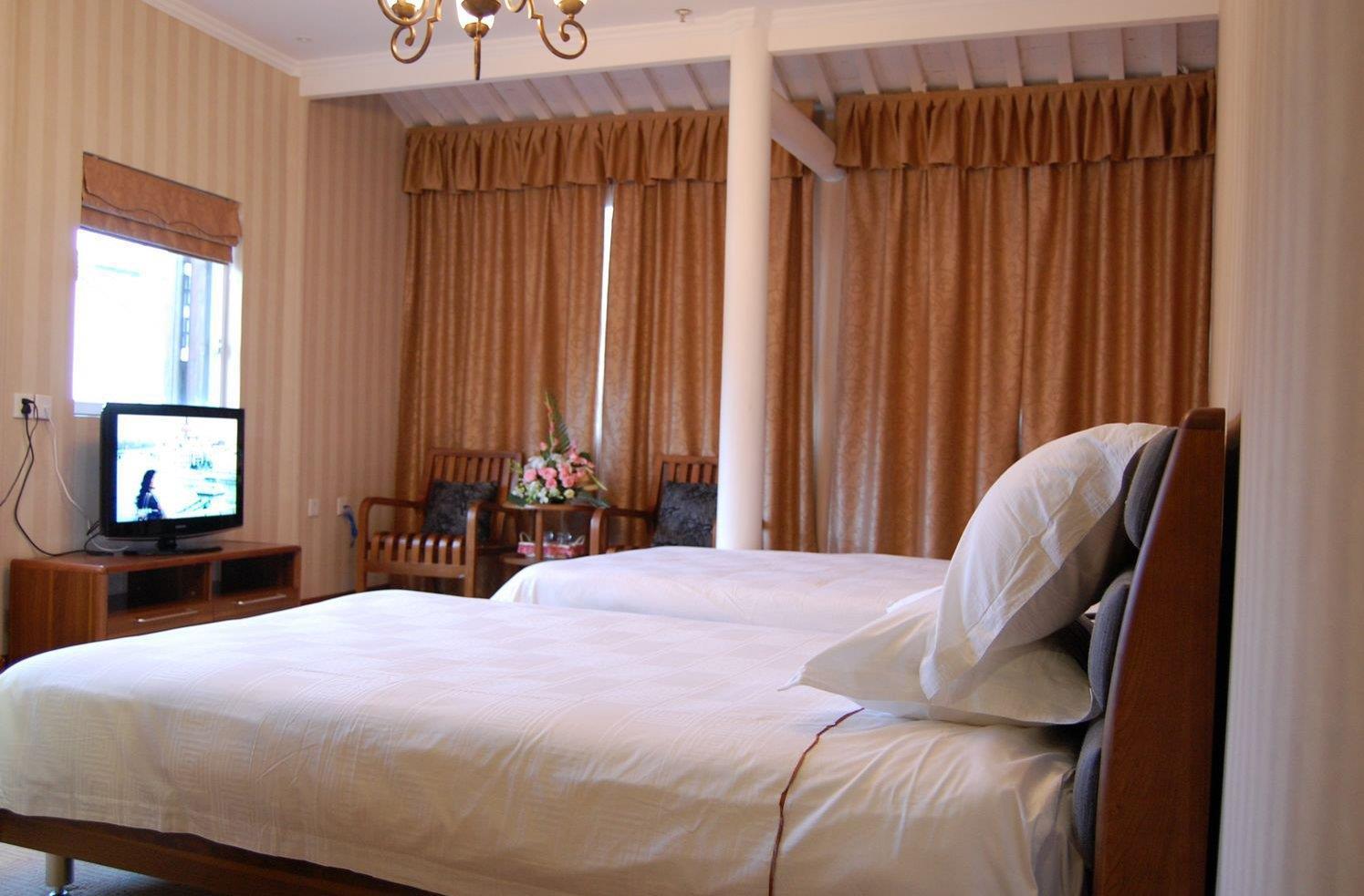 Royal Garden Inn — photo 4