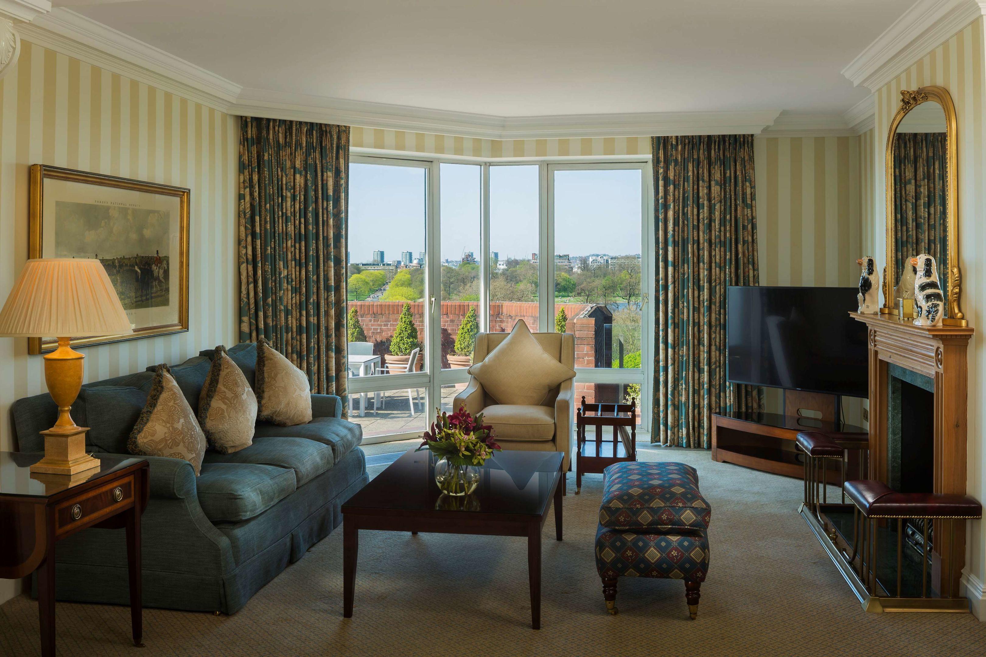 Cheval Three Quays — photo 4