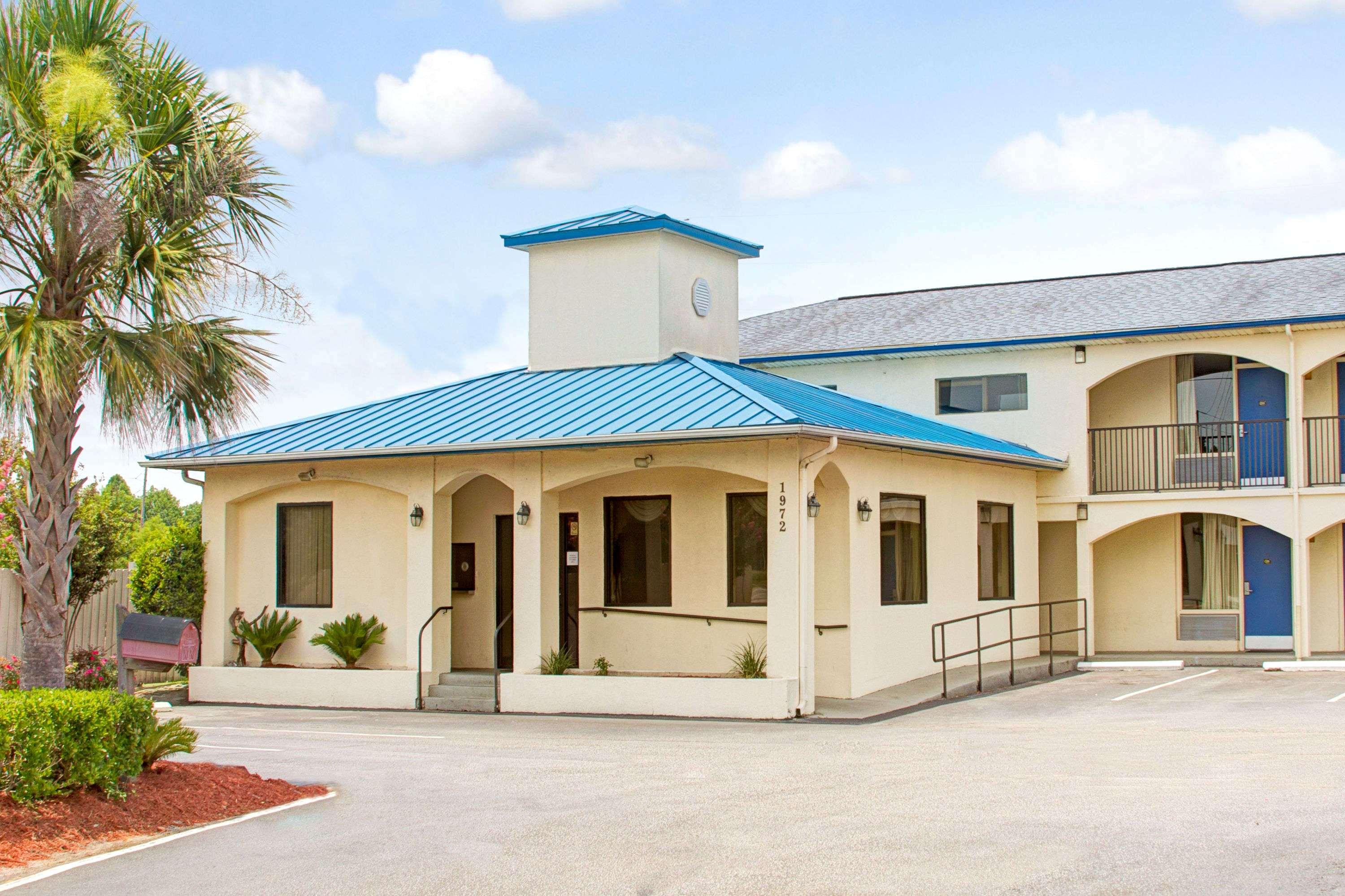 Super 8 by Wyndham Walterboro — photo 4