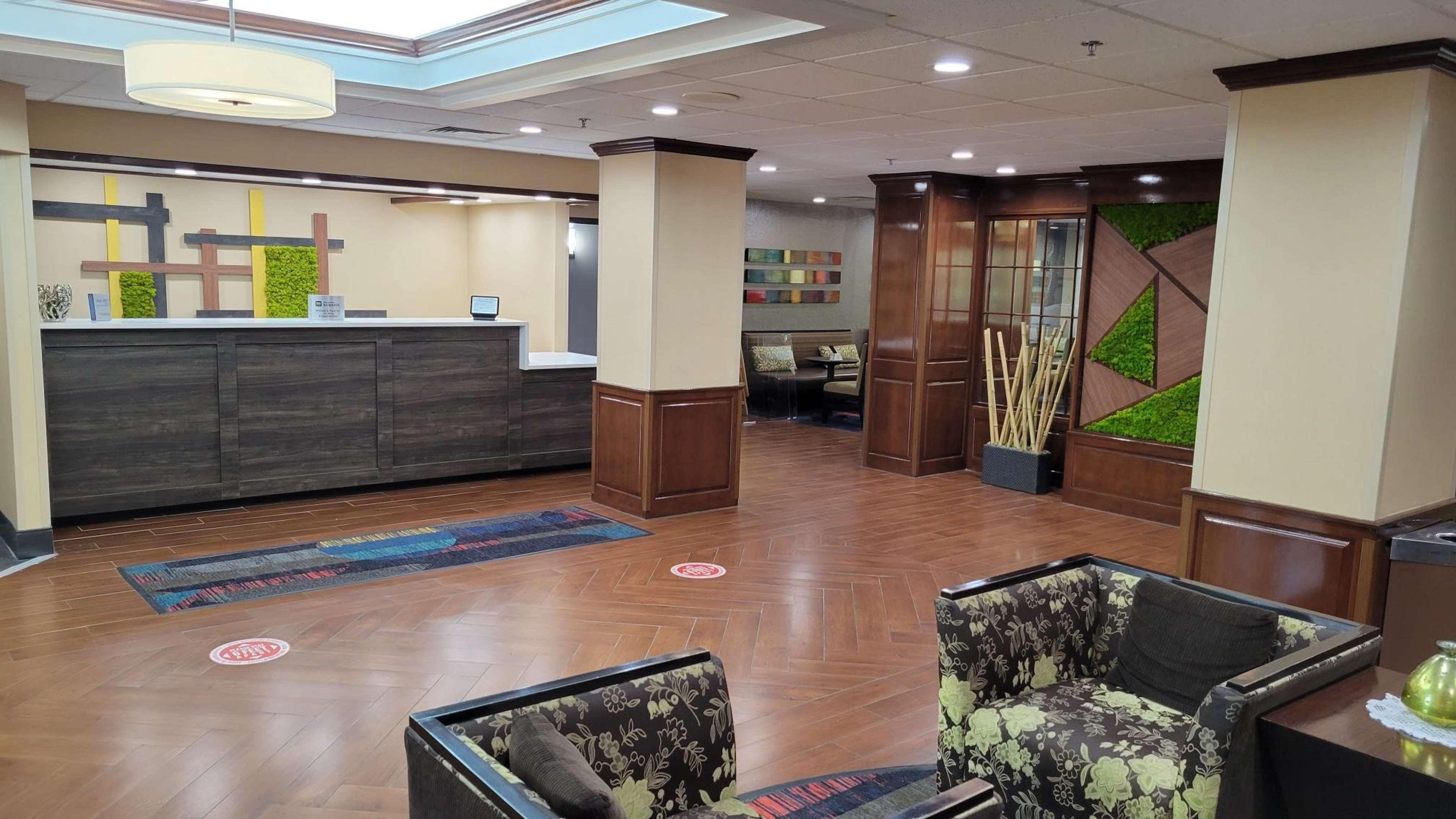 Best Western Plus Lexington Inn — photo 5