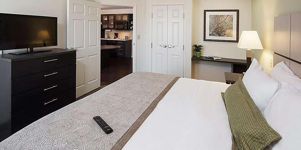 Sonesta Simply Suites Dallas Las Colinas — photo 4